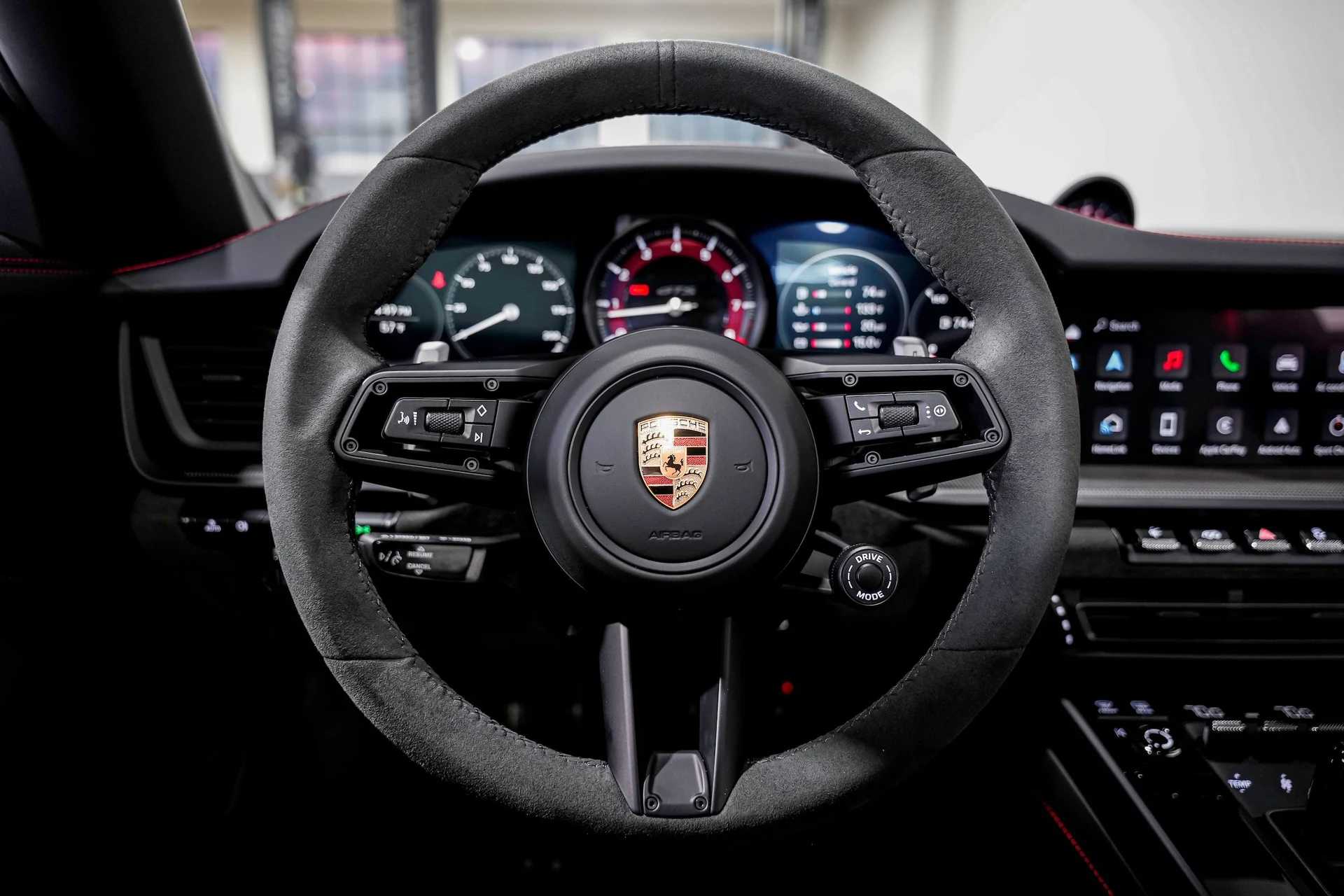 mph010_4151114700_70d858af38b5939d6f6d97fd9ad65724x_b93741755a