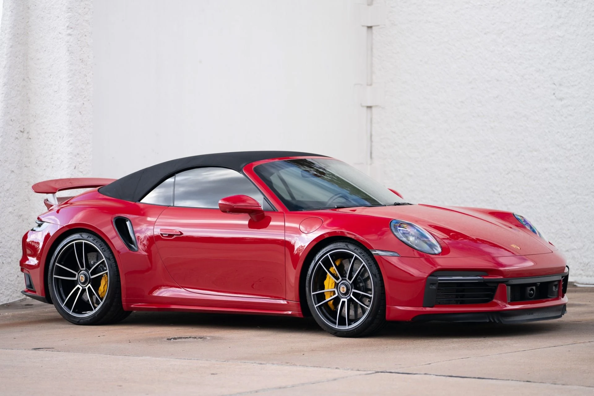 mph010_415318801_Used_2021_Porsche_911_Turbo_S_Cabriolet_1765565063_ae293bc0a4