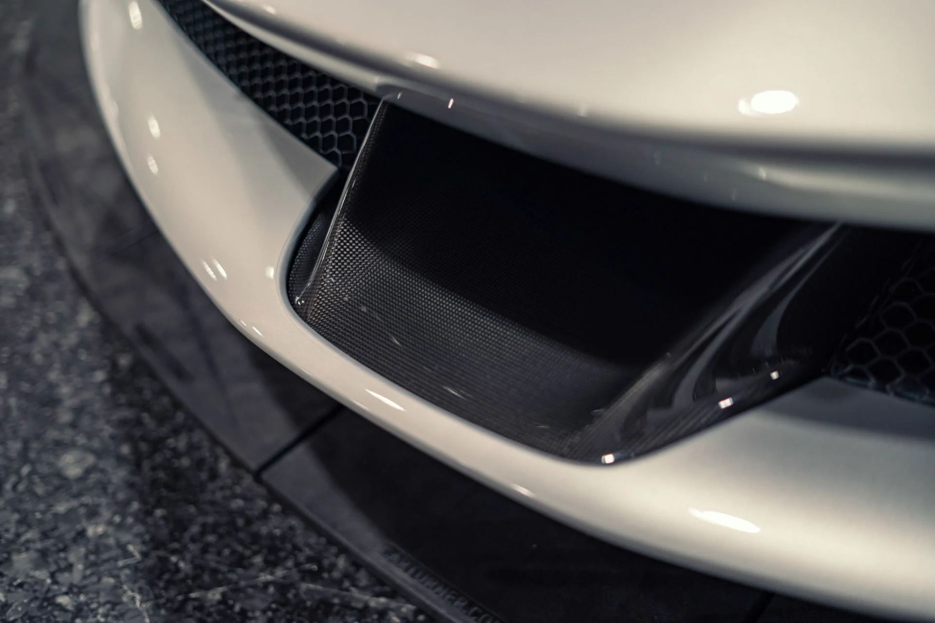 mph010_4154034782_Used_2021_Ferrari_SF_90_Stradale_HUGE_660k_MSRP_1776712000_1320665e60