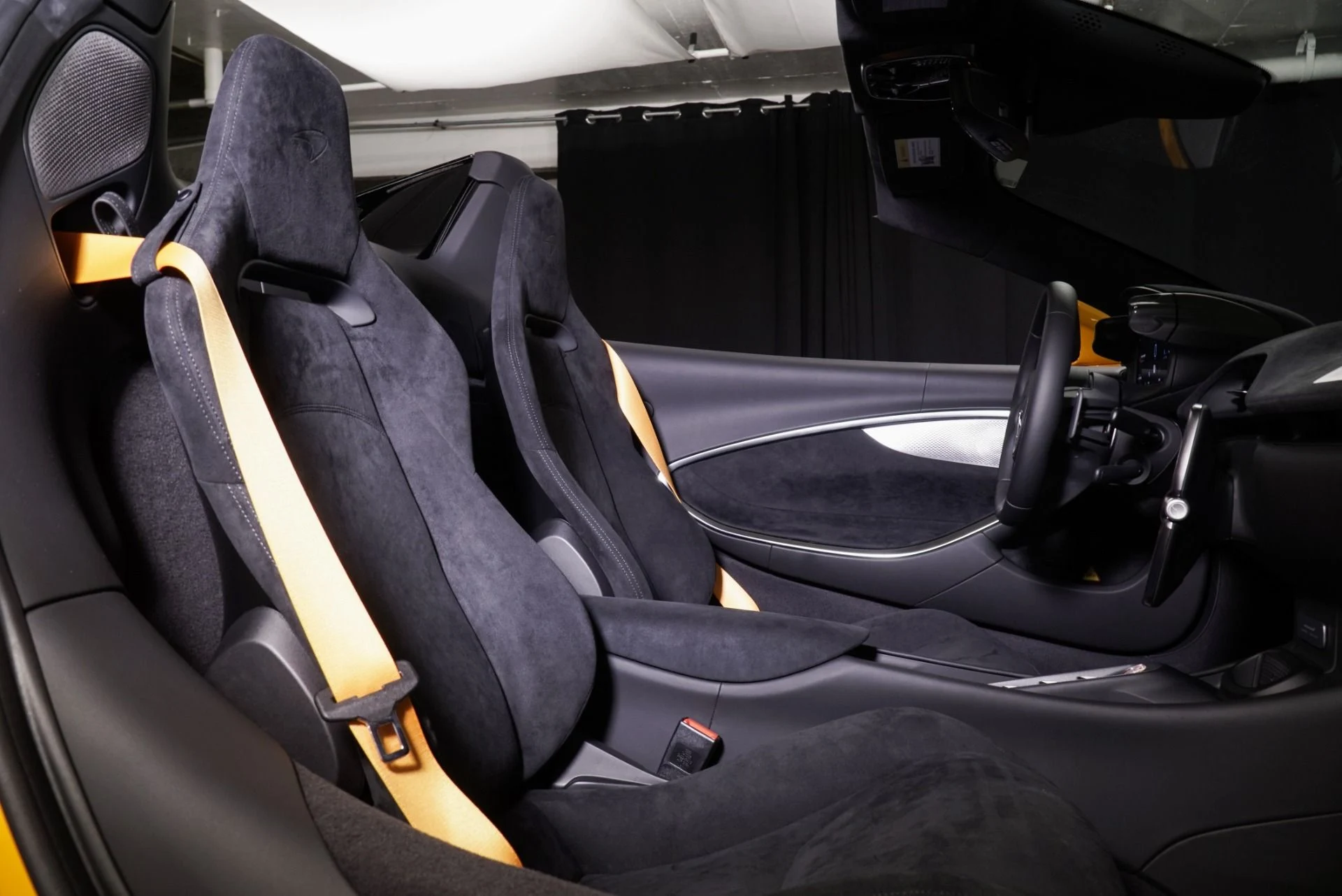 mph010_4156766491_New_2026_Mc_Laren_Artura_Spider_1762443727_3a770c8484