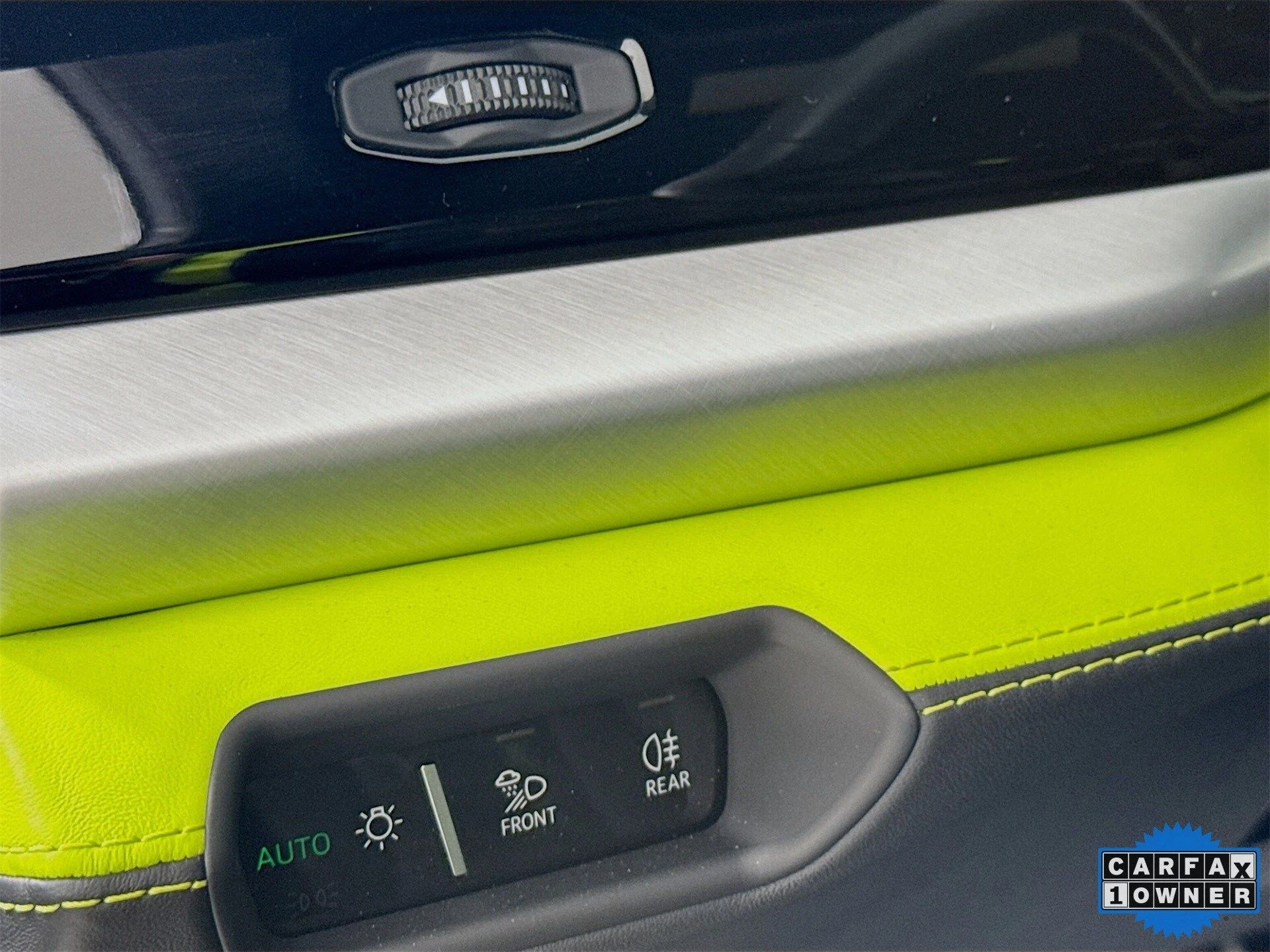 mph010_4166558259_288a1592f0399613bc9e086c4f027c7ex_649ca84bd1