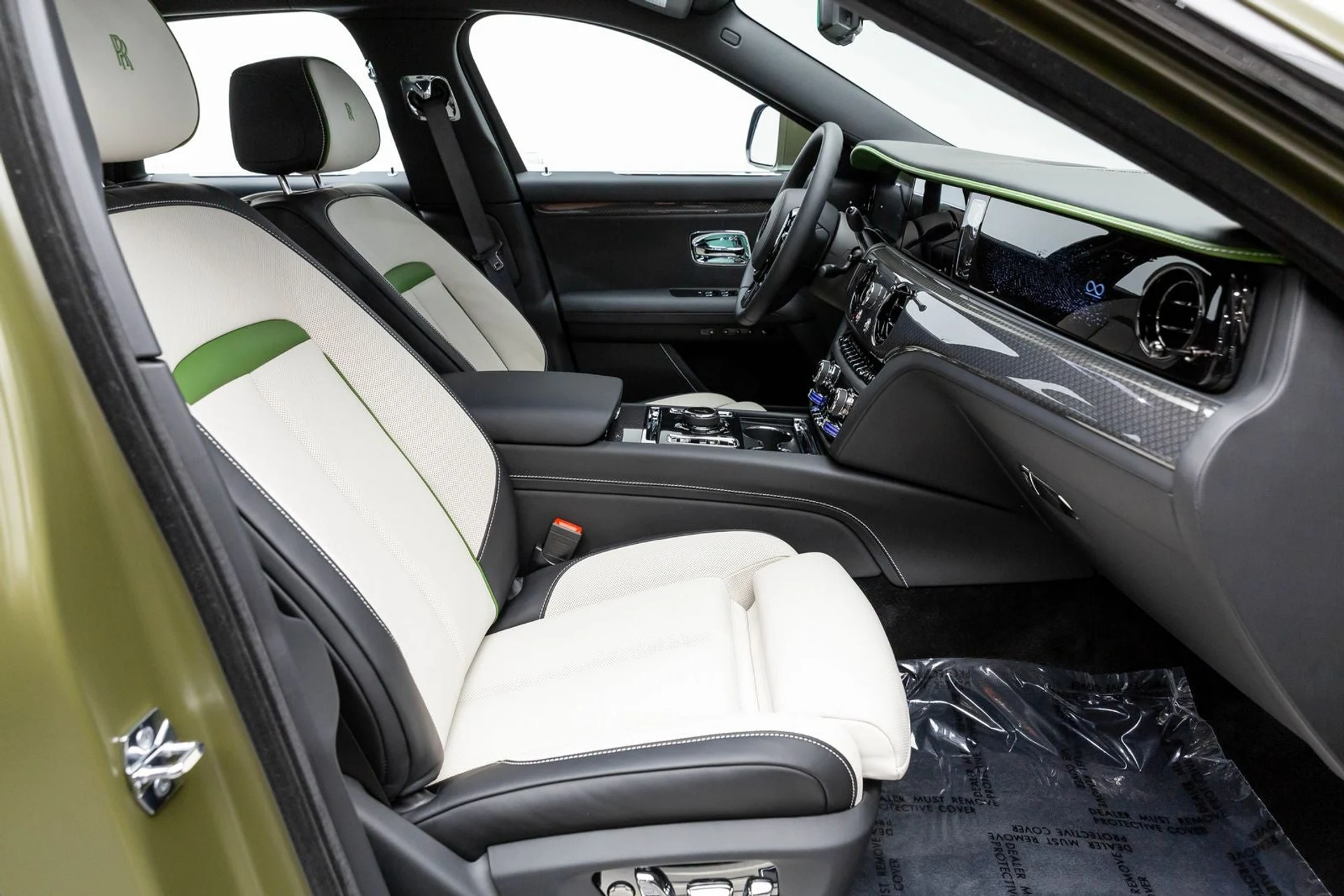 mph010_4167300804_11_d2230821cf