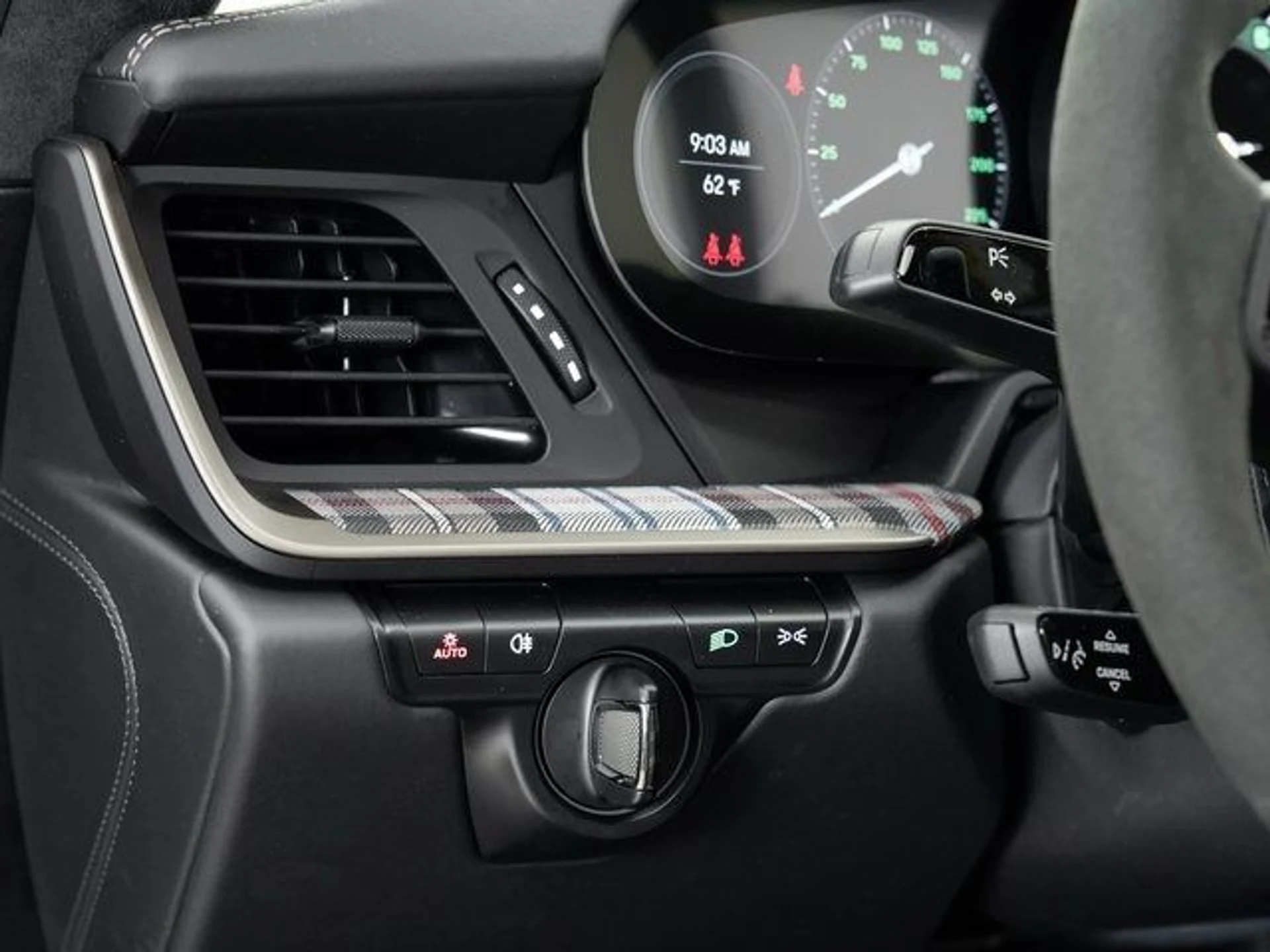 mph010_4167590487_f392545b92ea02e21c7b07dc98efeeea_3132e1bffa