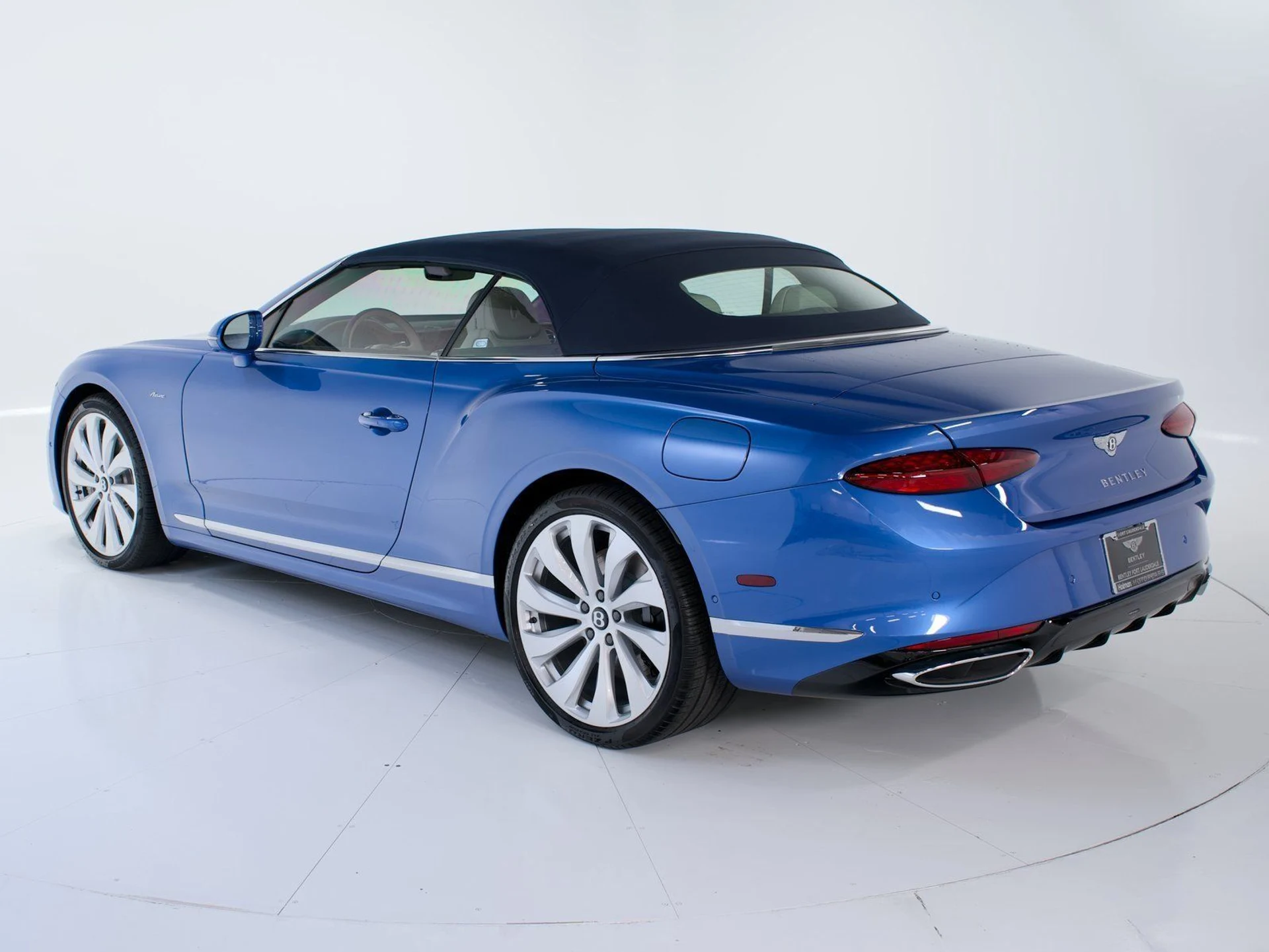 mph010_417133734_bfc0f540c2ca0760edb4d871cc8f38f1_2fe860e4e5