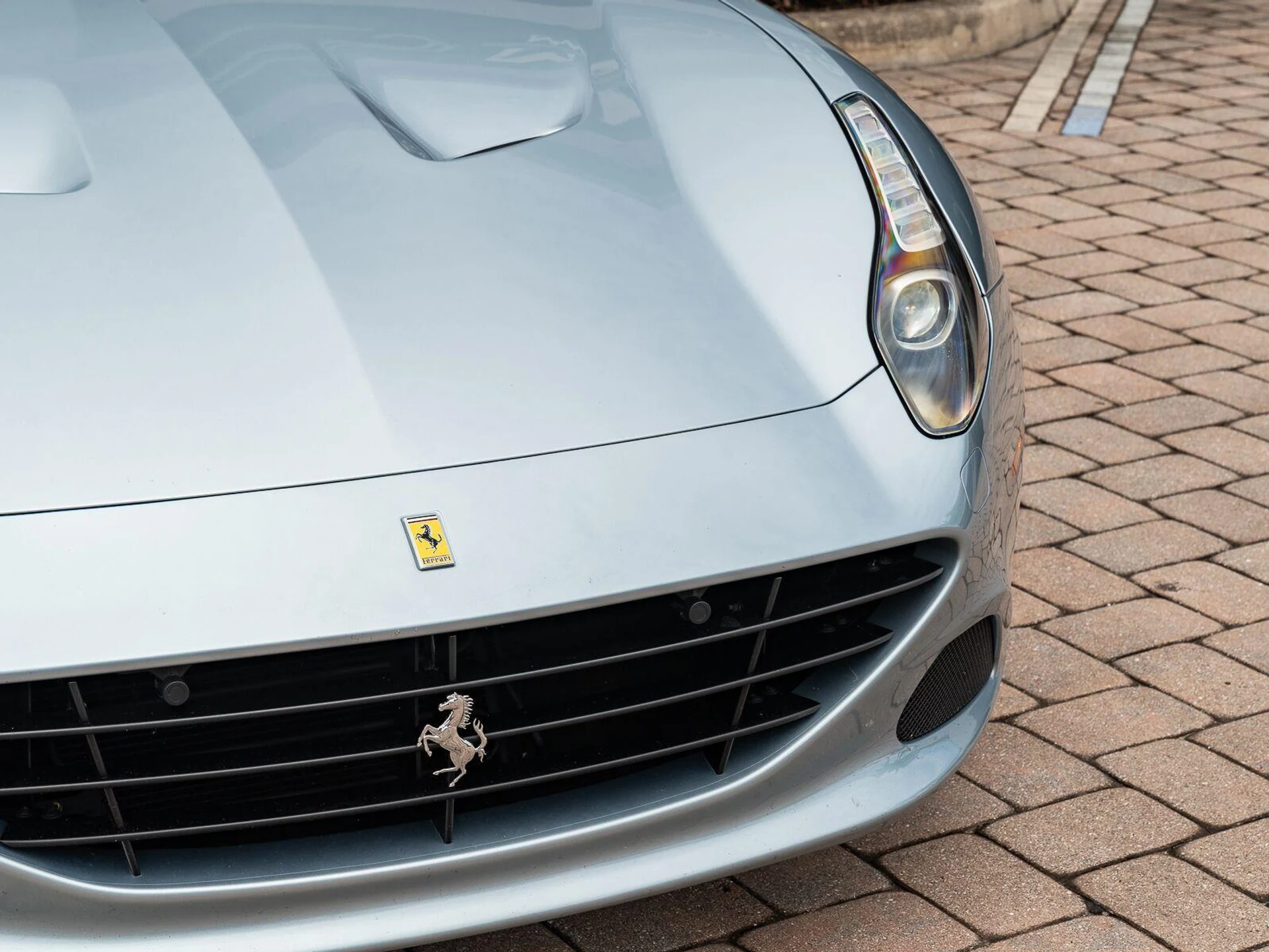 mph010_4173916355_Used_2016_Ferrari_California_T_1785949655_d86216c6a3