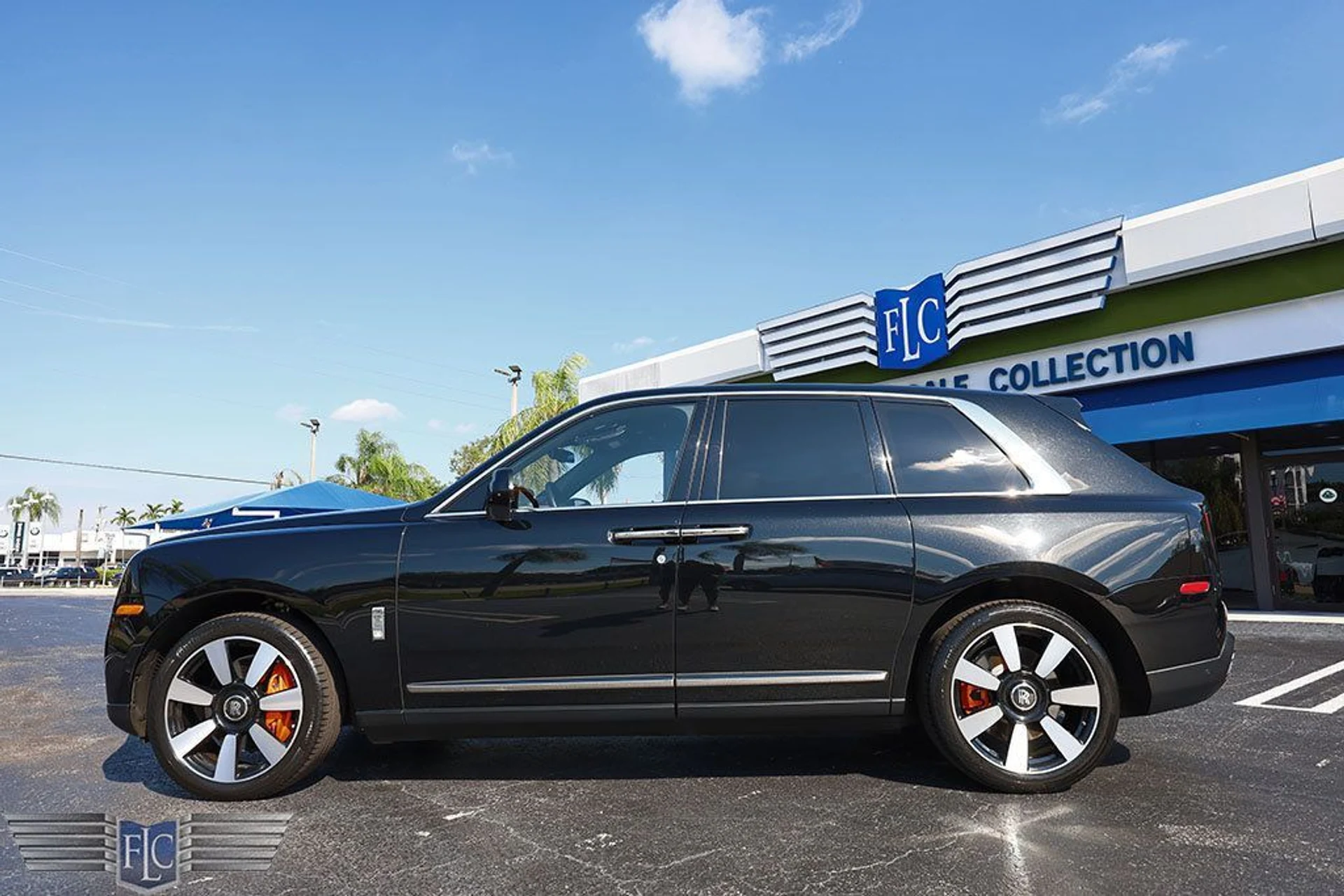 mph010_4174677188_used_2022_rolls_royce_cullinan_sportutility_6305_22954995_11_1024_0782781d72