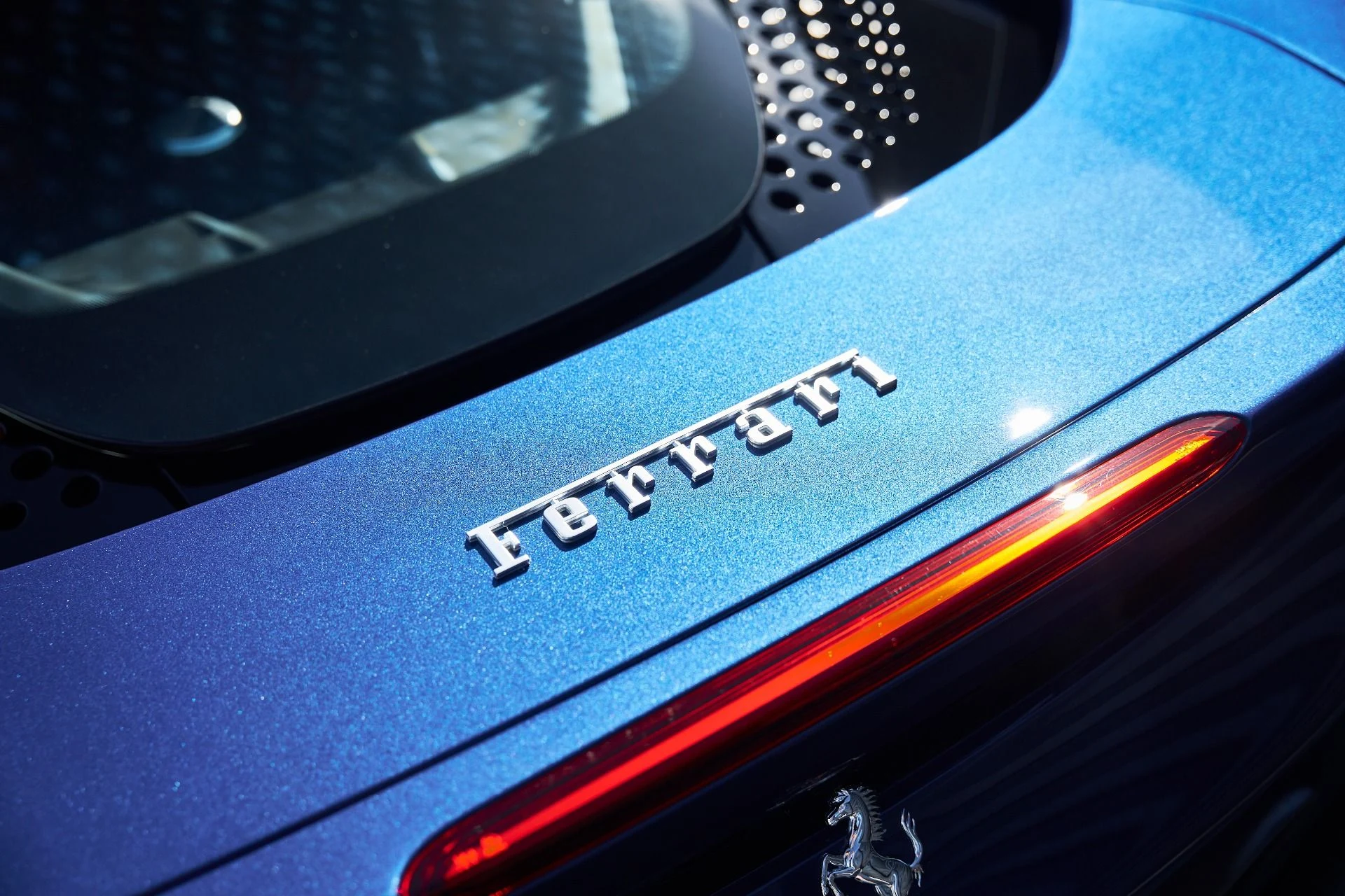 mph010_4177119159_Used_2023_Ferrari_SF_90_Stradale_1769908972_654f0fc22a