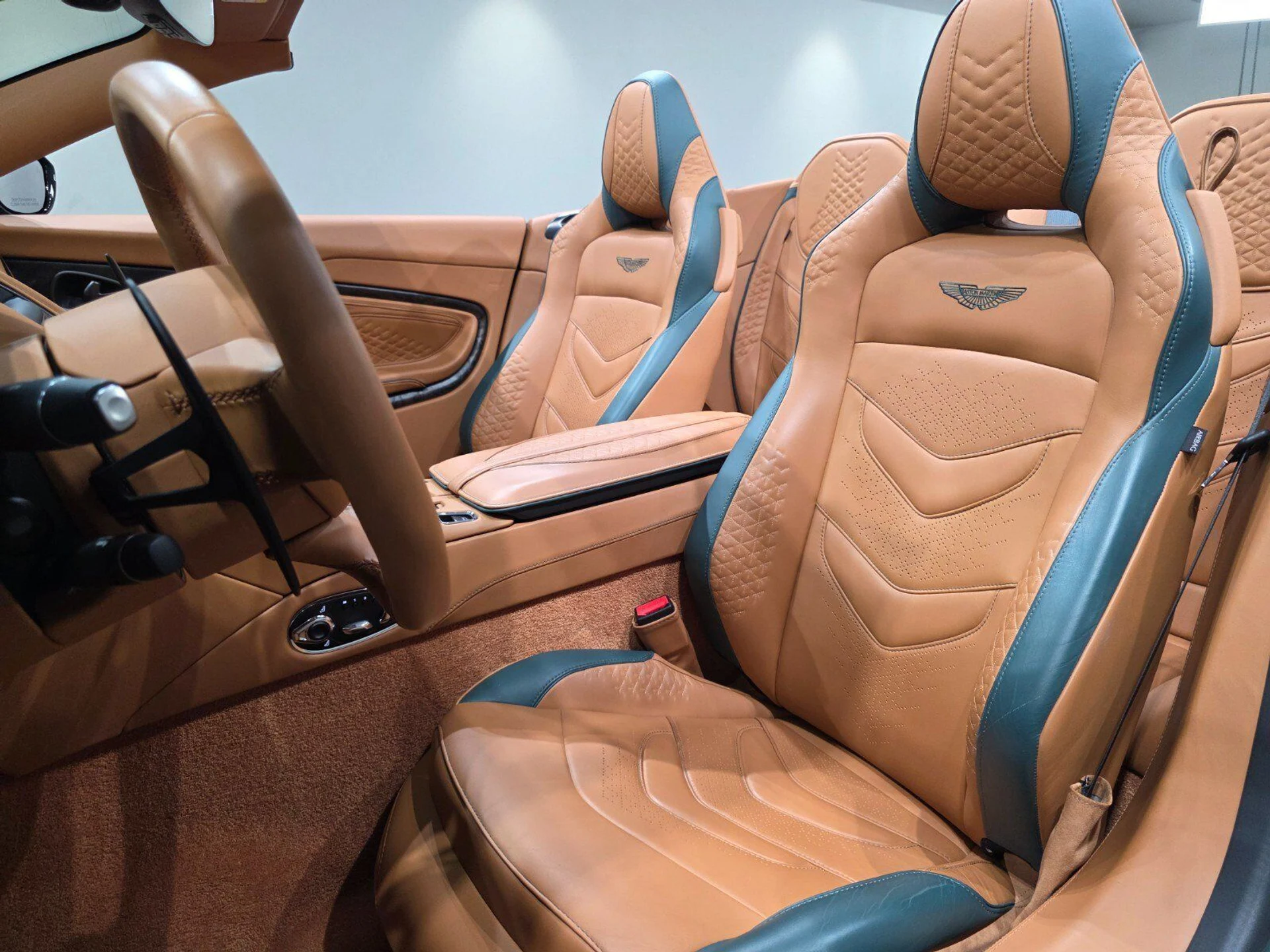 mph010_4182175962_4649995df33844c51edb56c77031ef54_d0e6ab1feb