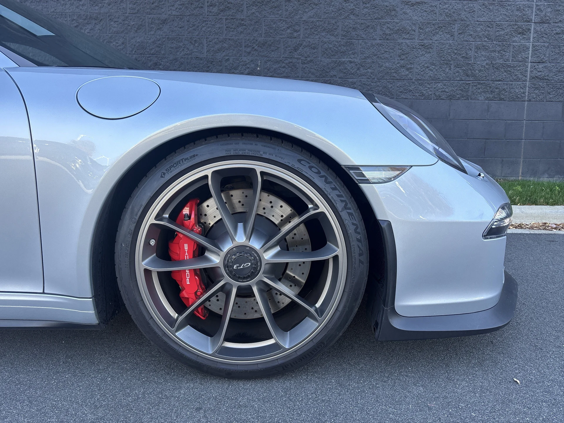 mph010_4191155449_9d0519f463594bb799121f83b3ab9f83_264d6c0e29