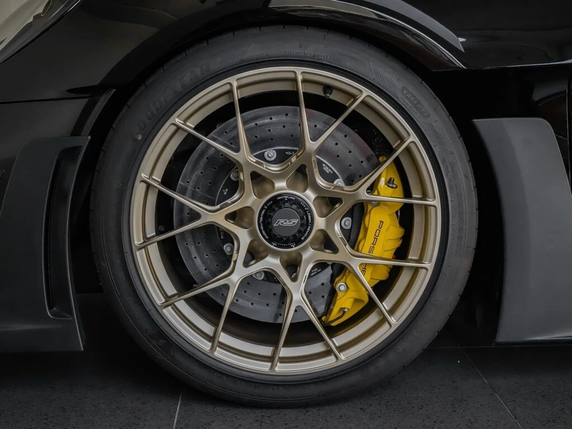 mph010_4191612966_474979d9c15a0fd040c14d928c5caf81_48e3b0bb75