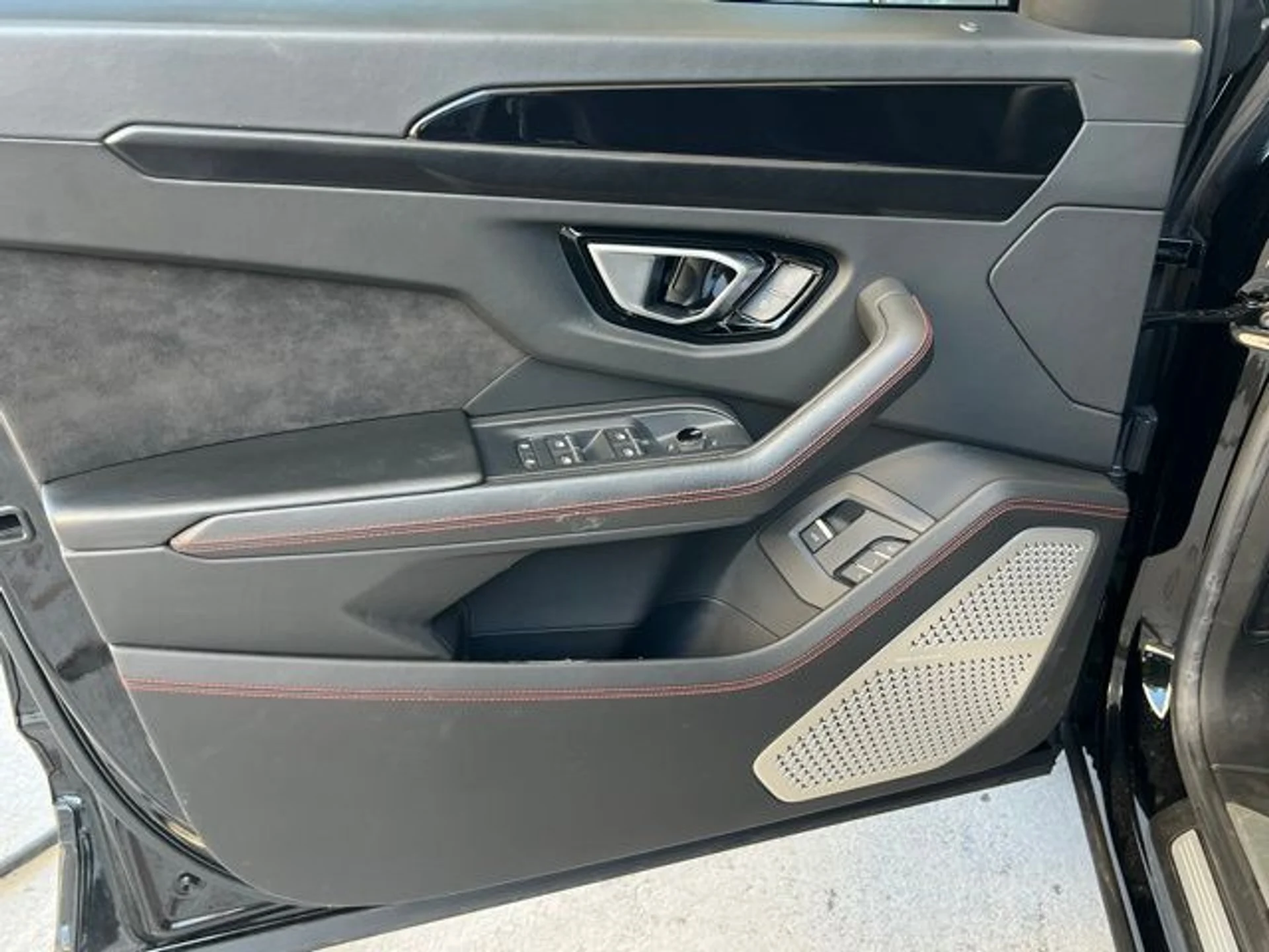 mph010_419180058_6a70310b1b9173db80a36062f669930ax_e88ca16318