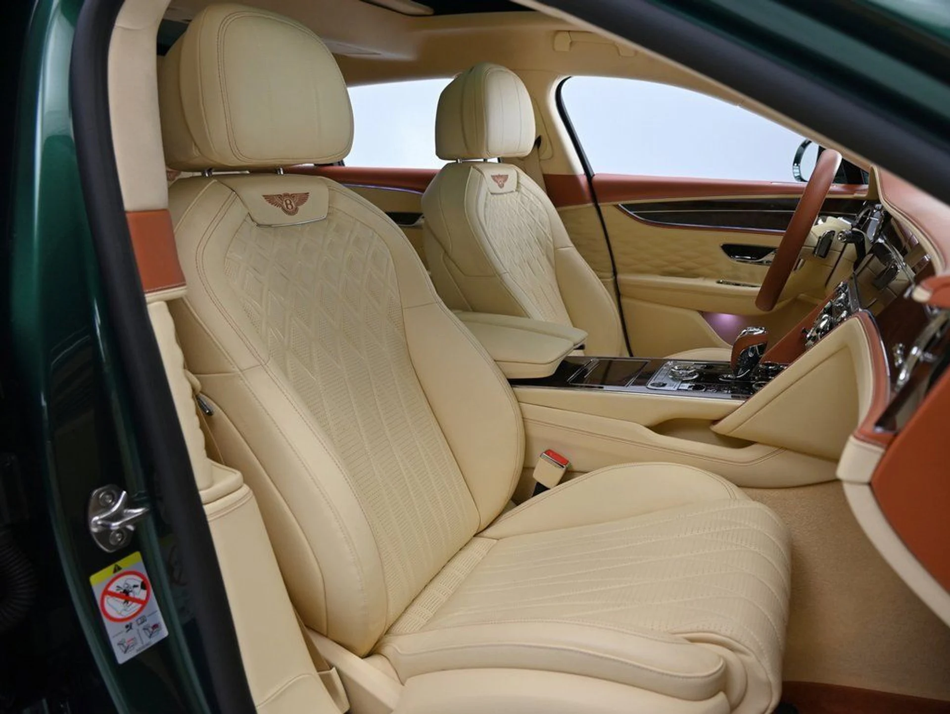 mph010_419635936_98e4919d20b44545af0c6e7f81910d1f_e720597e4d