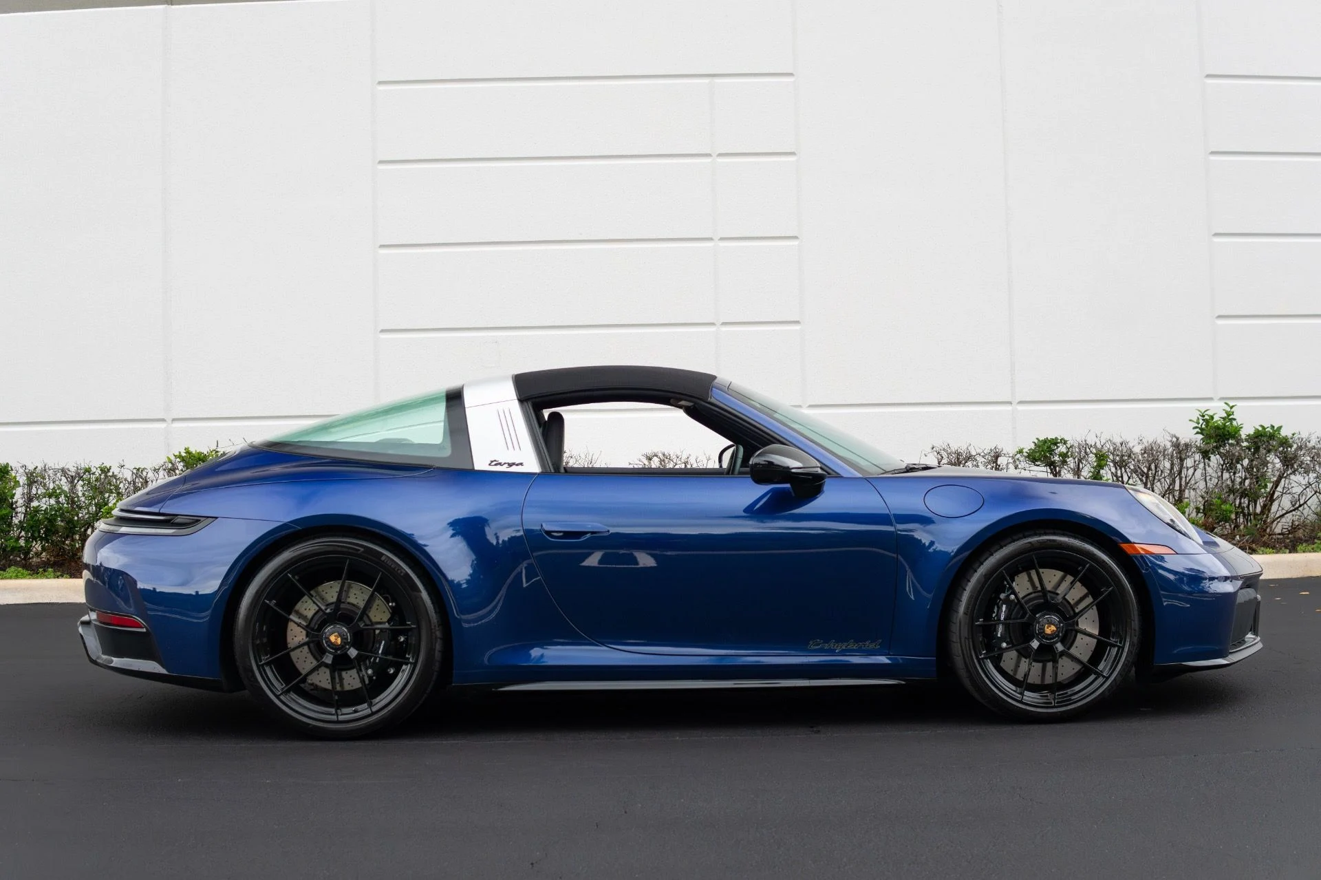 mph010_4197310149_Used_2025_Porsche_911_Targa_4_GTS_1769107430_1676d19819