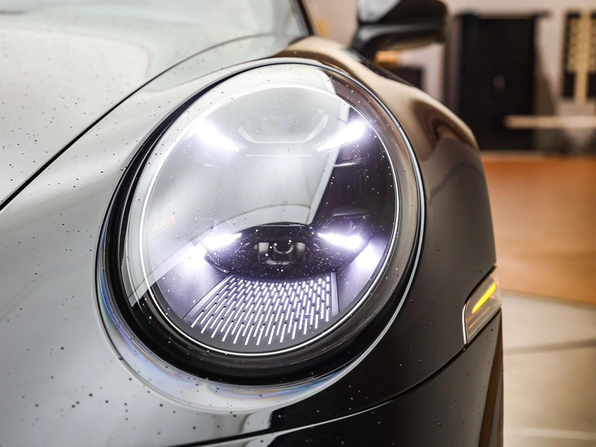 mph010_4199632991_bcab20d47986518463bbd56a6defff1ax_1dd8a38af0