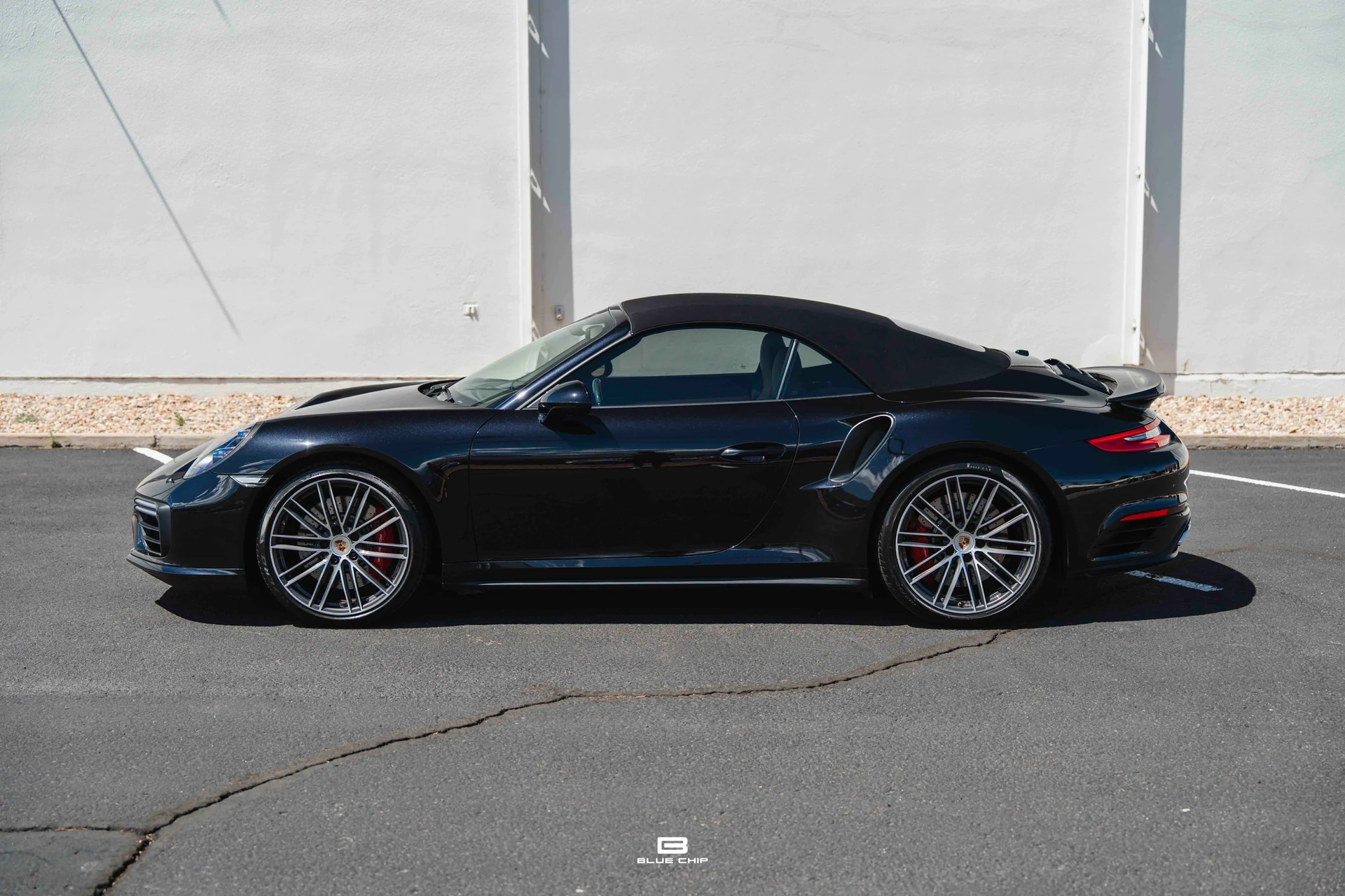 mph010_4204203938_6a2c27d9b423d593740a64af_2017_Porsche_911_Turbo_11_3d4d9b94ce
