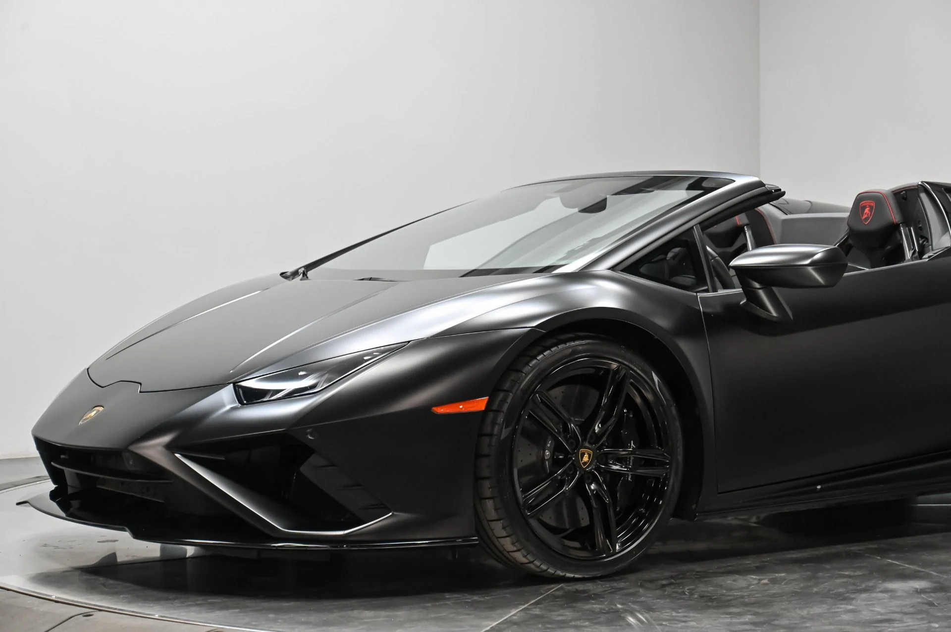 mph010_4214181676_Used_2021_Lamborghini_Huracan_EVO_Base_1754943385_d19bebfd78