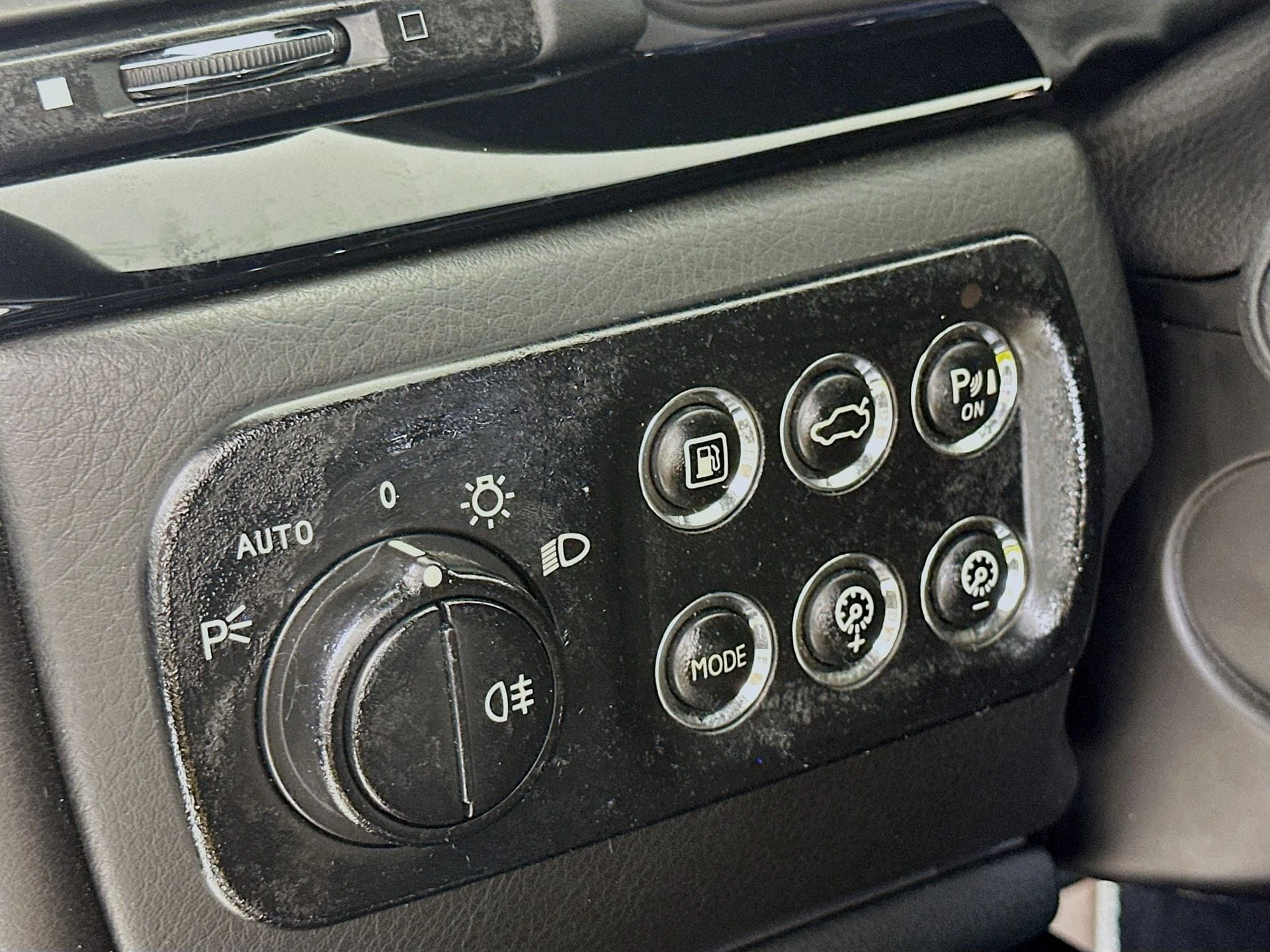 mph010_4215490195_49121ec1cc2f4ab0f4416b2b6786e0fax_850ead7105