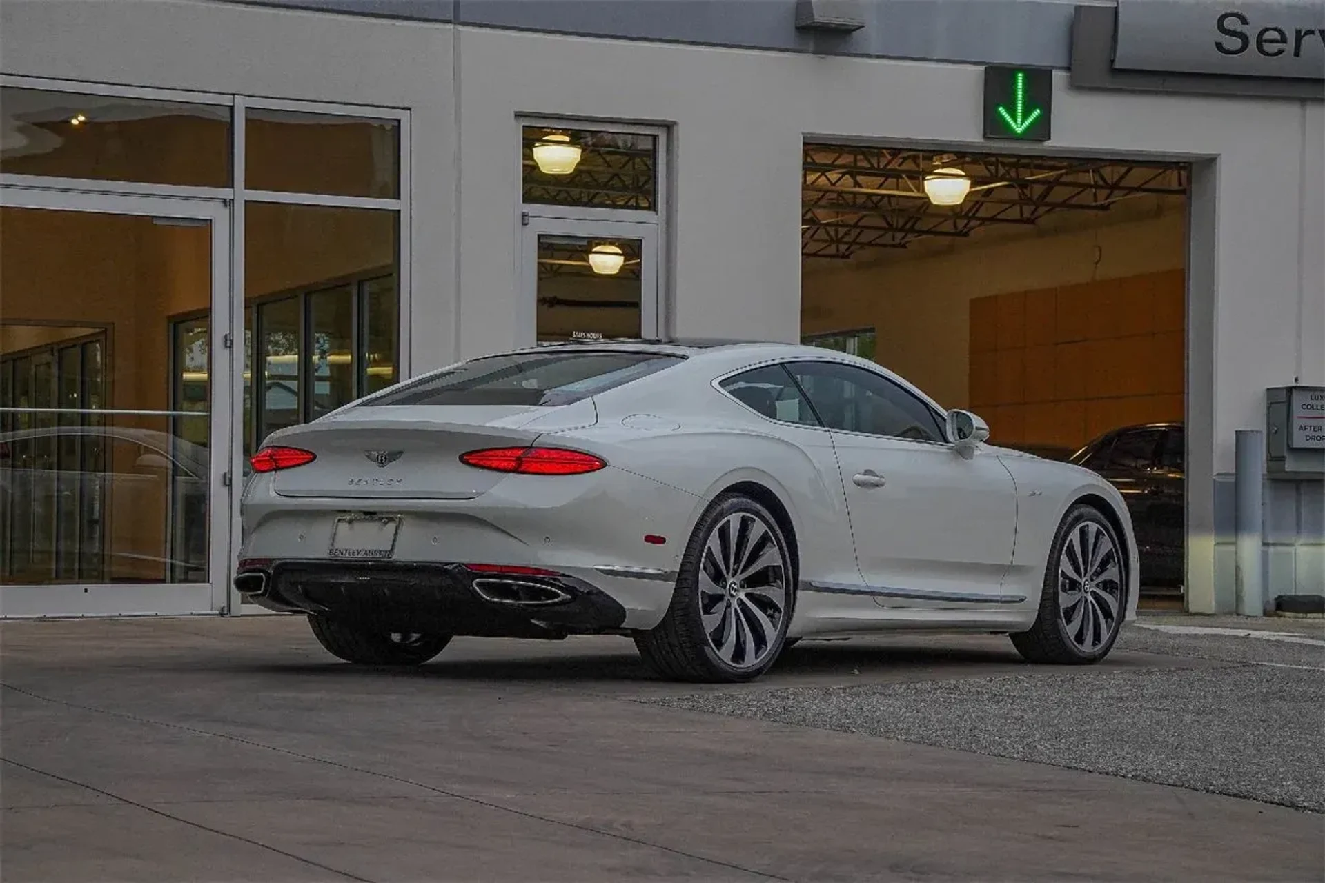 mph010_4217714826_09b9898a76c0452b8977b1e785fdf23f_2834d6f8db