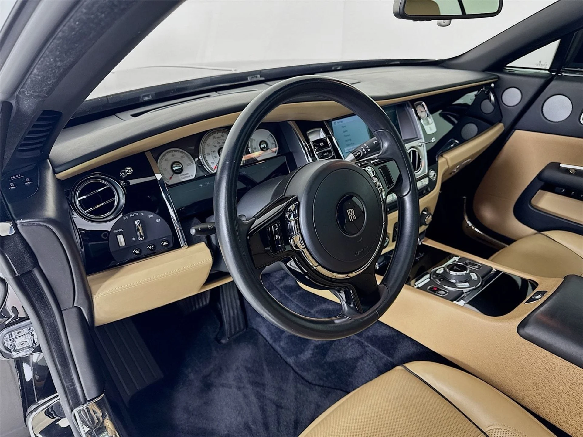 mph010_4219982932_86bc2809fd0eae675c428e850396bd81x_dd8a7d0481