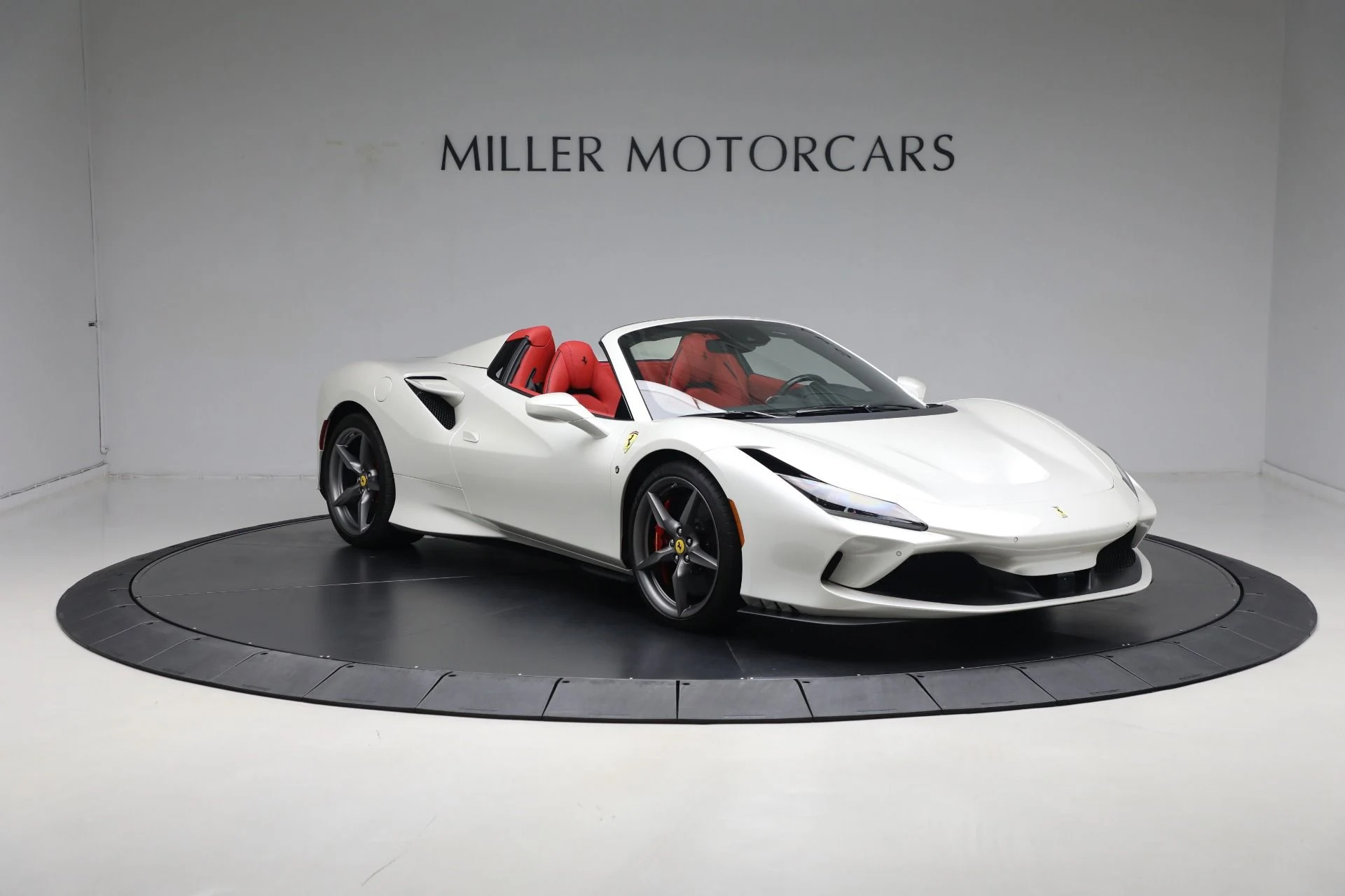 mph010_4221545719_Used_2023_Ferrari_F8_Spider_1778678736_2286ce2df0
