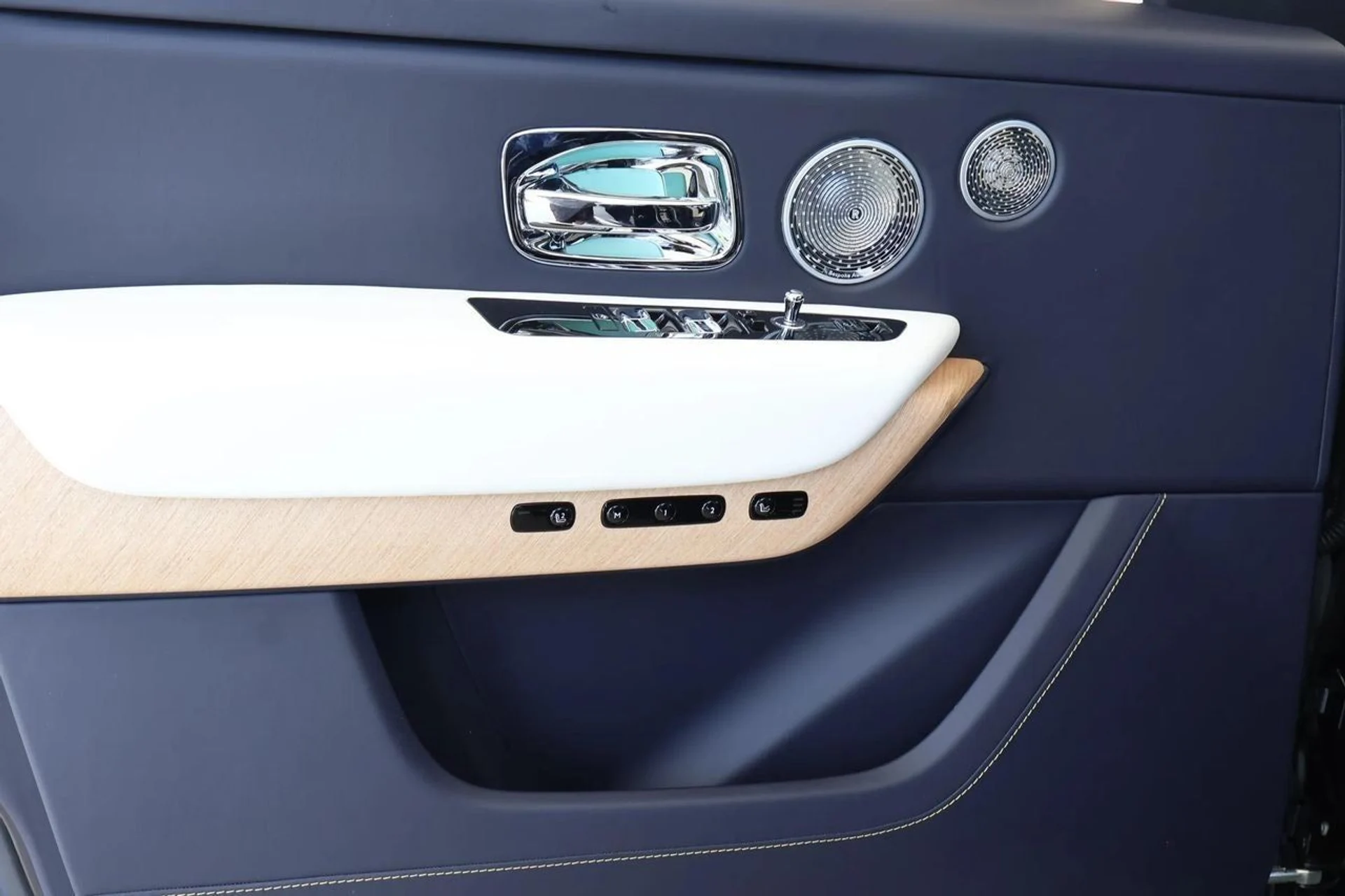 mph010_4231077140_11_3cd2235945