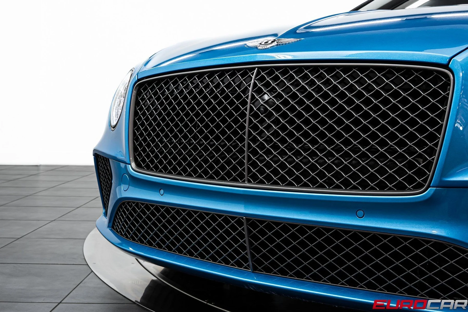 mph010_4244421920_image_11_13df7bf59f