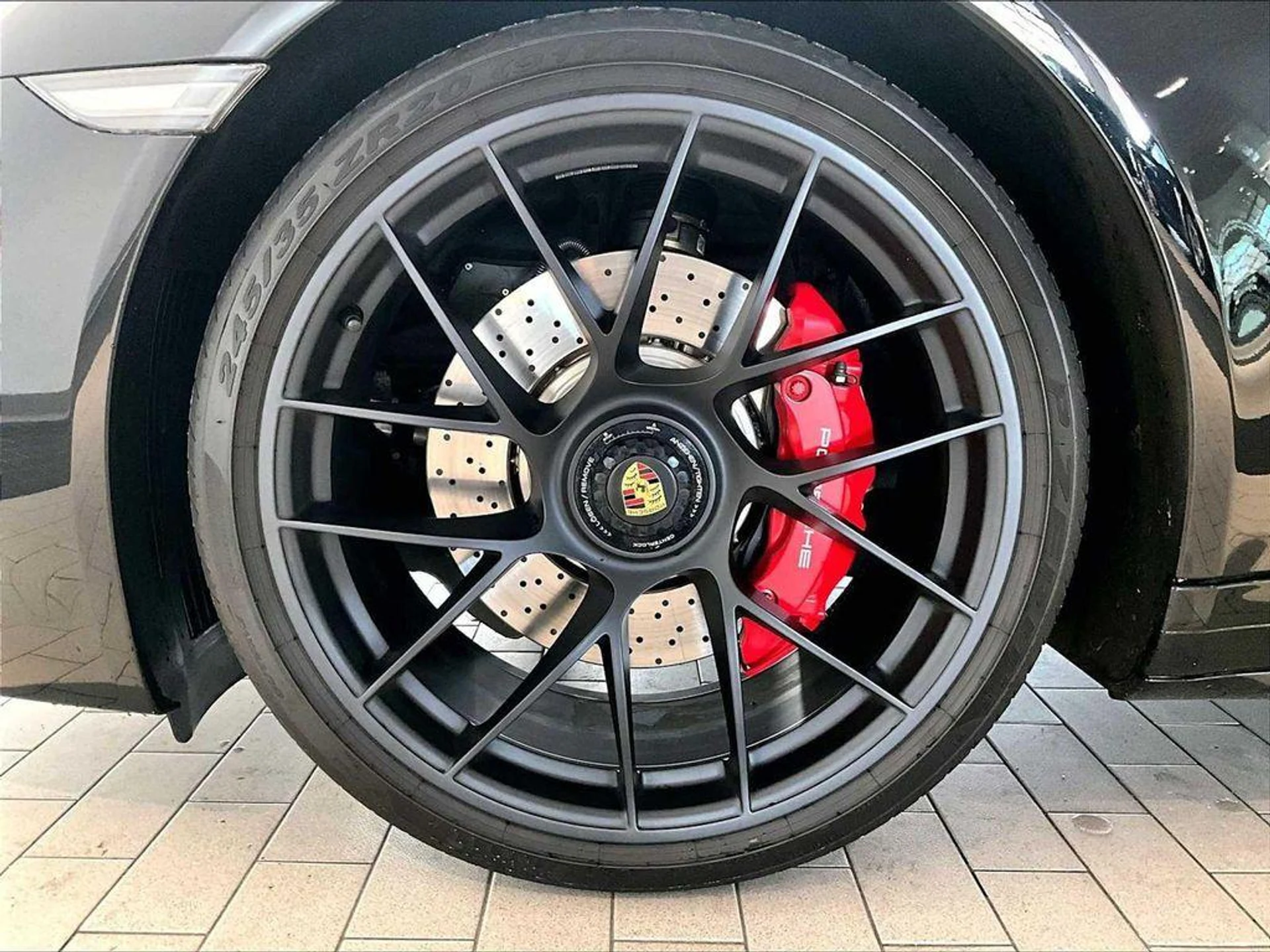 mph010_4250121792_gkj_X49s9_bft82_BO_Opt_F_Db_Ket_MY_3257908b95