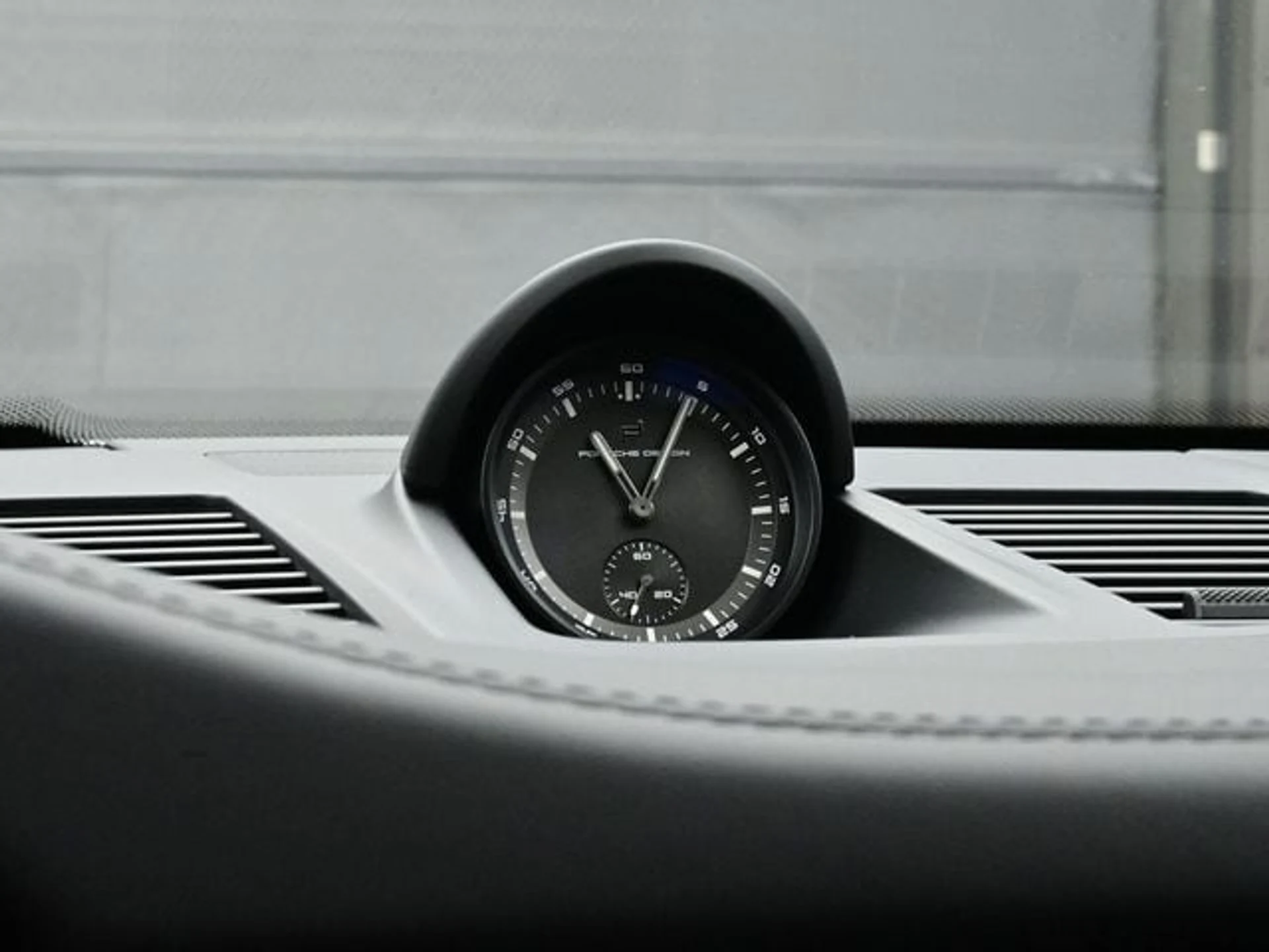 mph010_4255000435_ae54c0f101f0aac3ff49ed074591b838x_7779b3869d