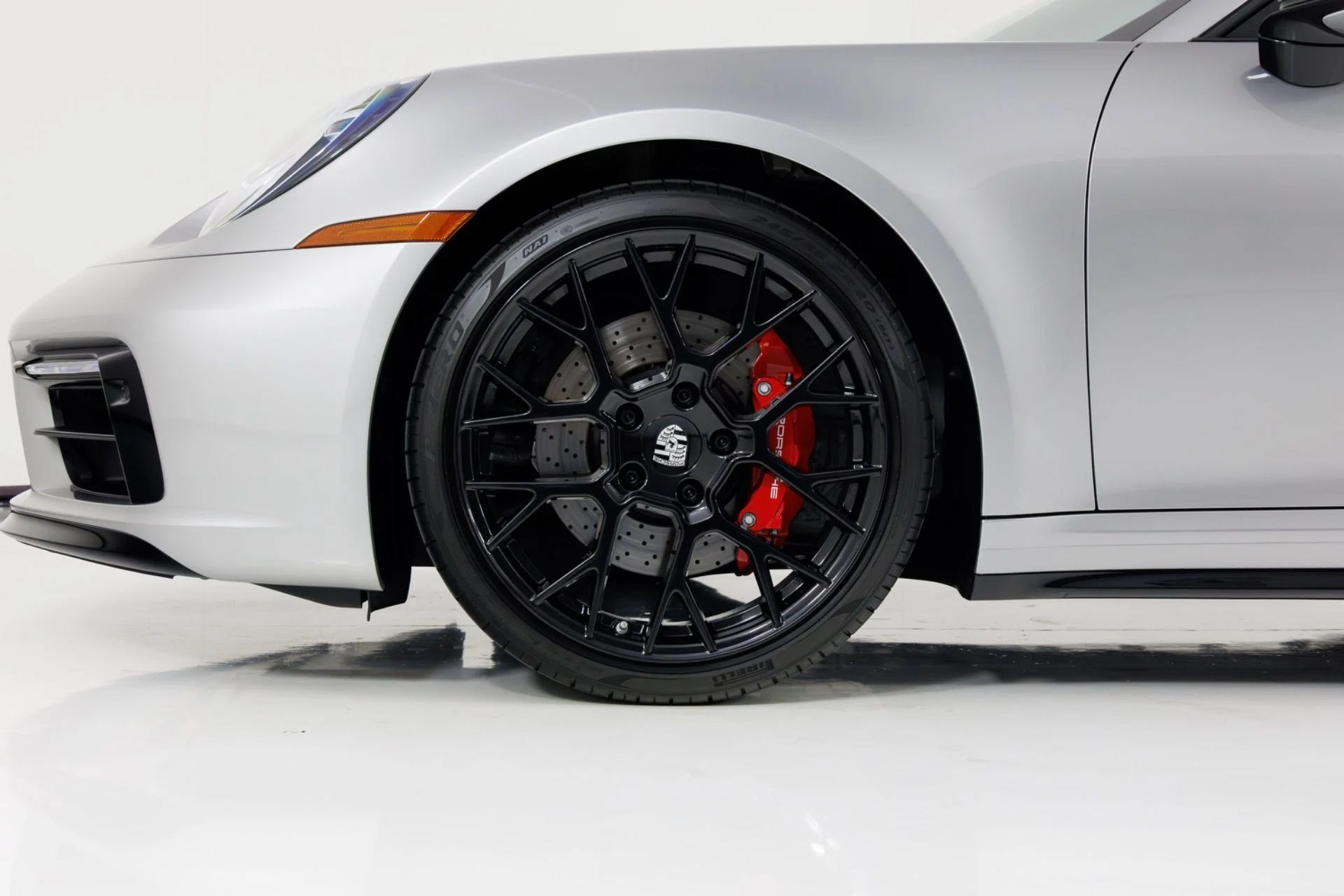 mph010_4255285049_Used_2022_Porsche_911_Targa_4_S_1772835252_3ac5bfa7d2