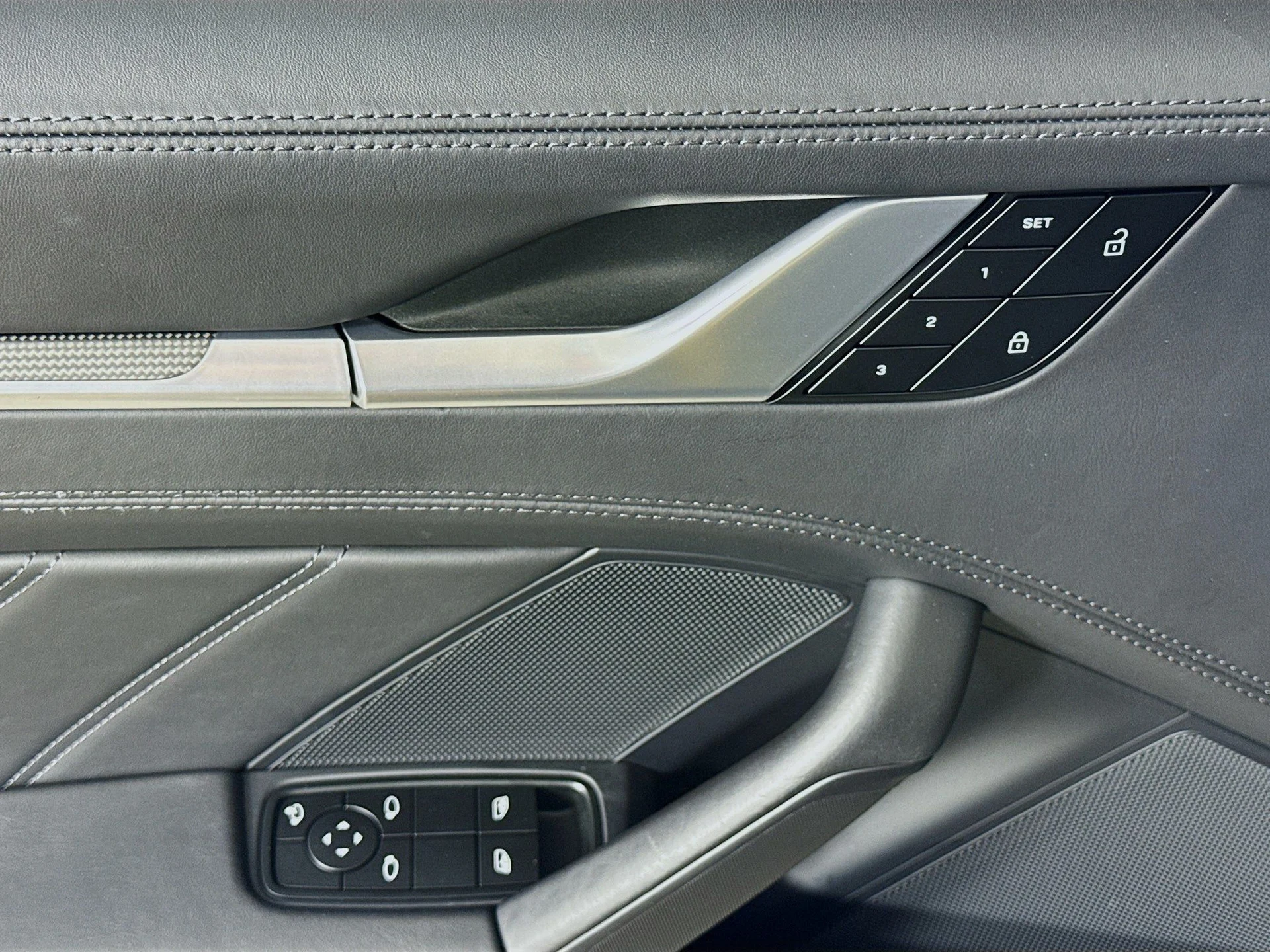 mph010_4258130809_fba5e44a08e0411bf9f21ea62809a865x_35af4df20a