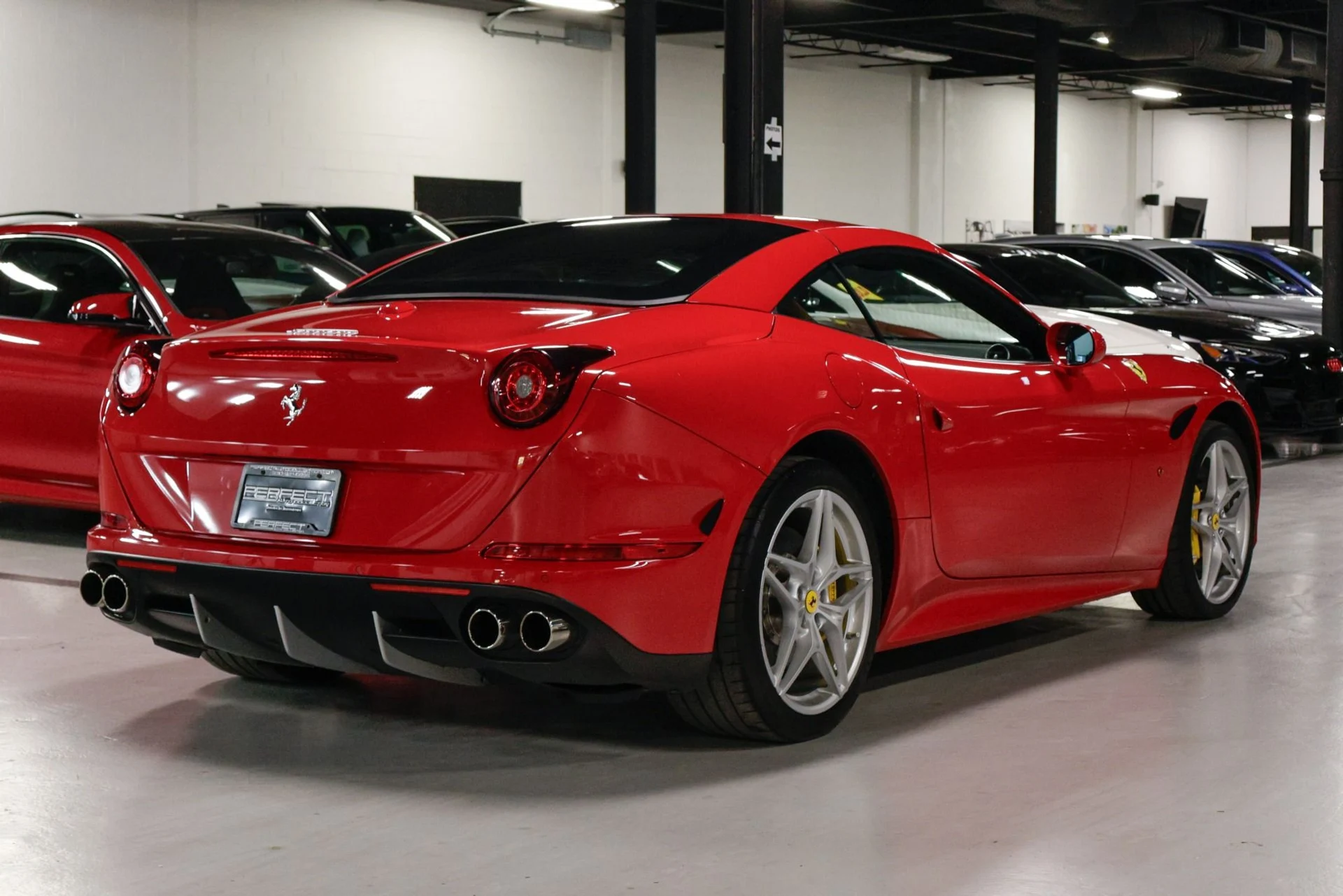 mph010_4258183583_Used_2016_Ferrari_California_T_1760481334_3cde51a1ca