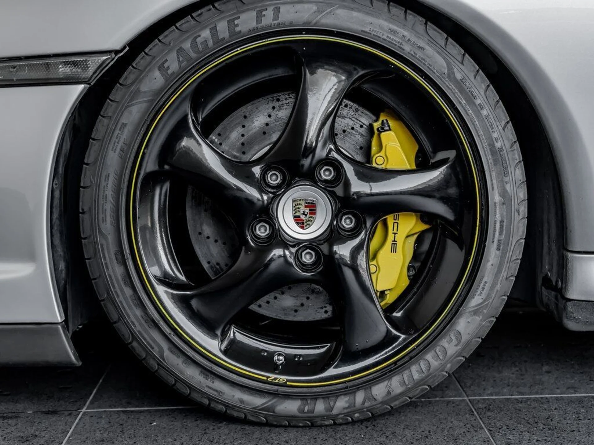 mph010_4259986535_a568a1520c106aea8fe6e4636c7f1973_fc10423d37