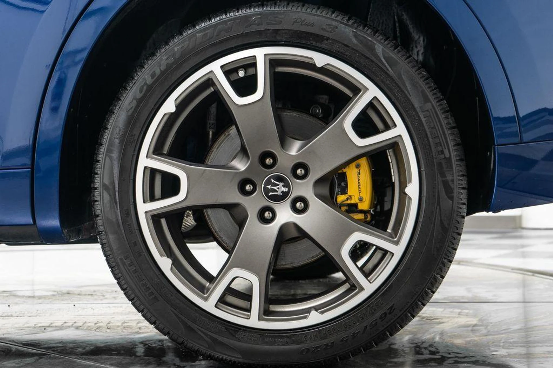 mph010_4267596397_RH_Jn_XH_2_Yqz_I01j_I_Gx_Kda_A_Ja_W_Ps_9031edb2c5