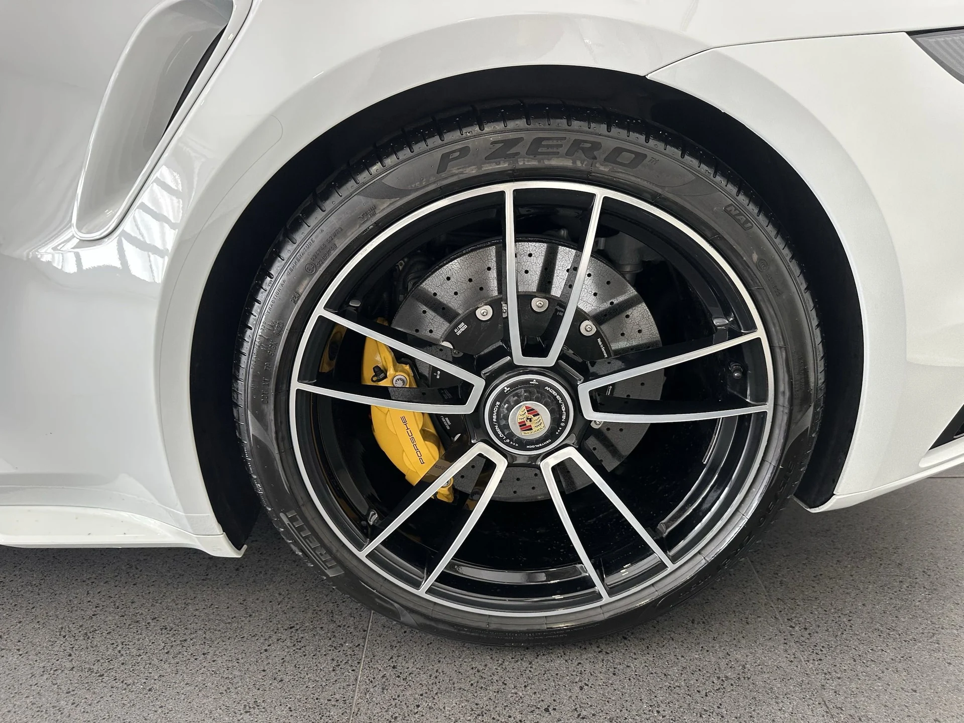 mph010_426827342_5aa4a0b5e10924570040c0358f62e4a3x_07a7570124