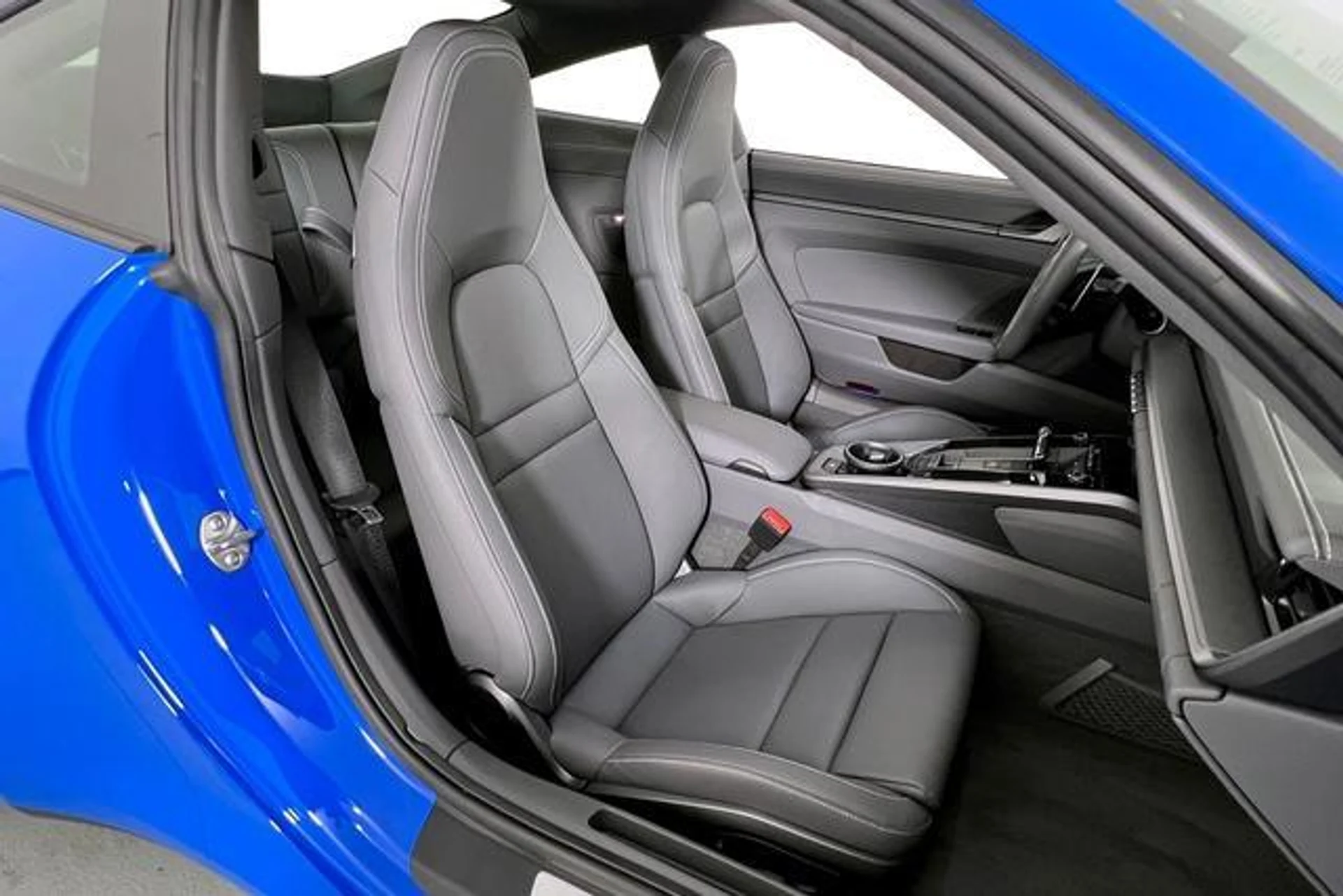 mph010_4275275064_DWKFN_56c56e_W0a1xchj_Z5_Taz8_Fk_61a99eabe7