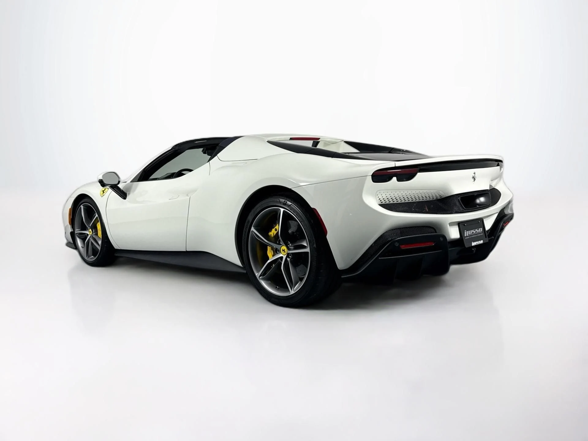 mph010_4275533290_Used_2025_Ferrari_296_GTS_1786124848_28fea2fa8f