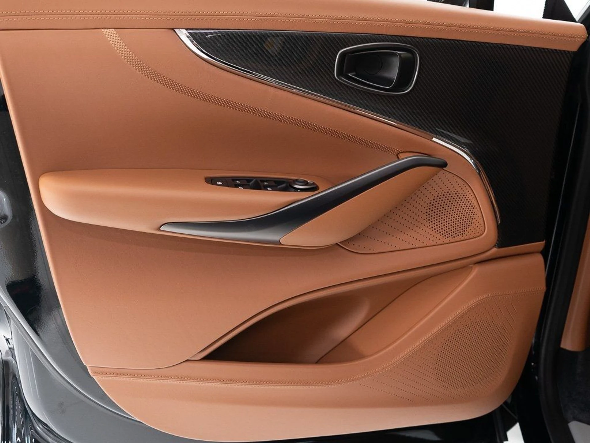 mph010_427918748_9ab190784169f35222800af8d2cd825b_e8e751d920