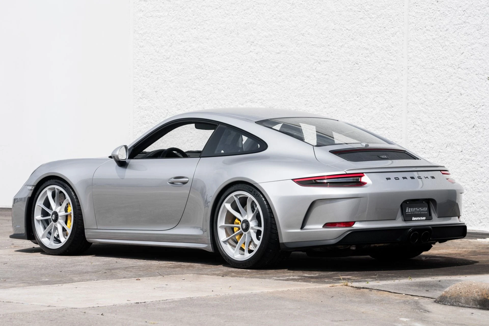 mph010_428086847_Used_2018_Porsche_911_GT_3_Touring_1756161352_49248b990b