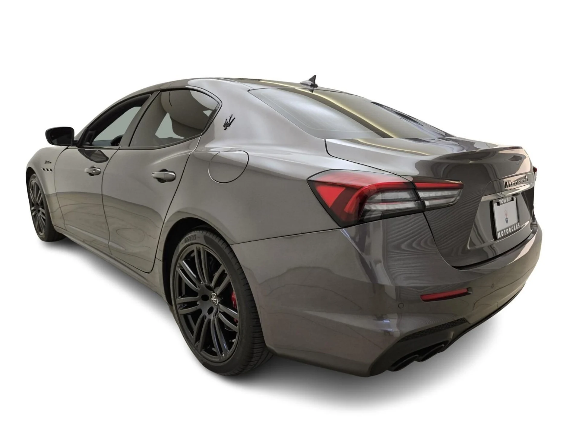 mph010_4281683007_Used_2022_Maserati_Ghibli_Modena_1753165979_43e1ec627f