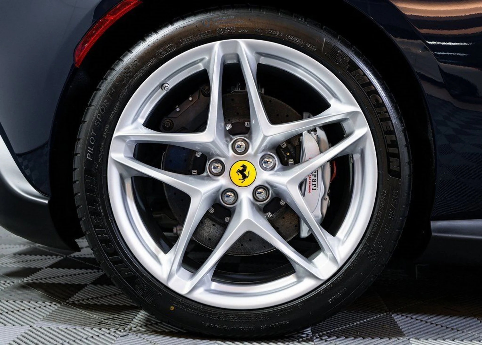 mph010_4283733071_4d2fda7b5138bbba14dbf308a9103b60_c25e9cbfdd