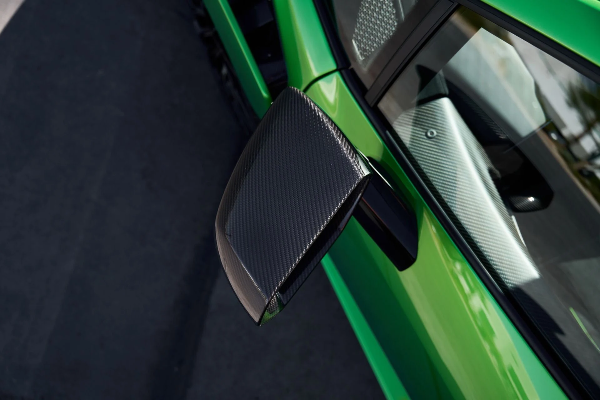 mph010_4292826342_Used_2024_Lamborghini_Huracan_STO_Base_1793231363_b0726d3f7b