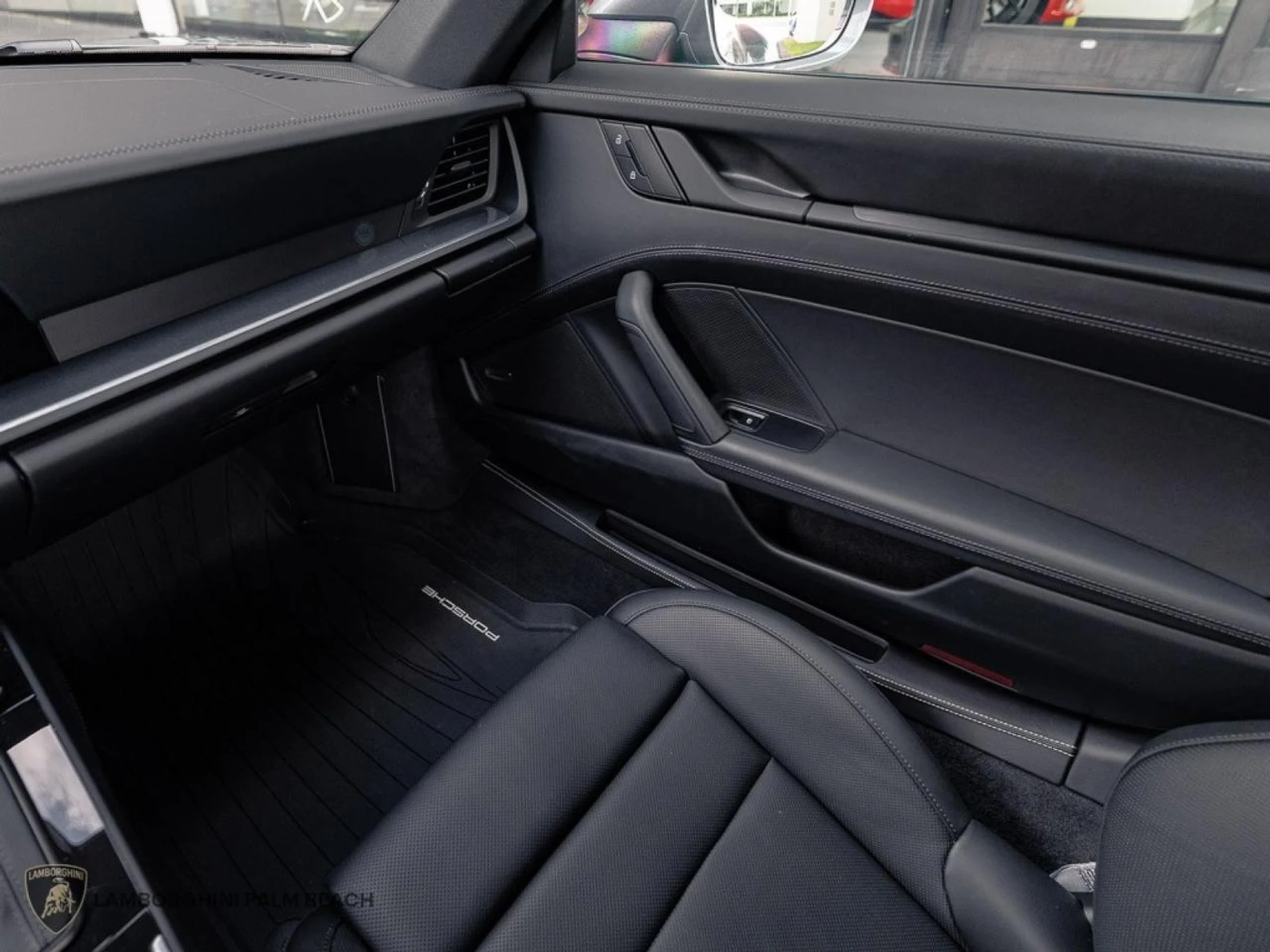 mph010_429667572_c0cb032e52fa7d61b68ddd8dcf4cfd83_926893c266