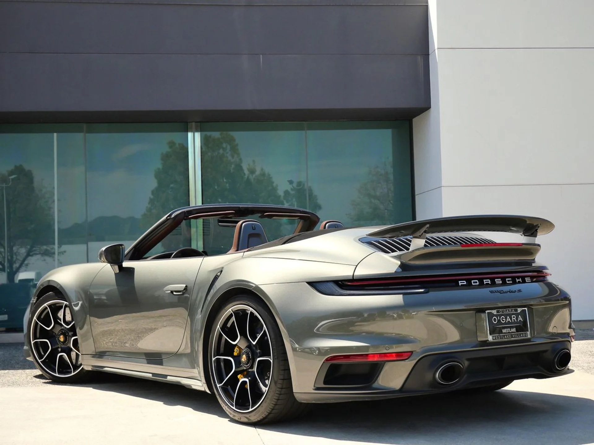 mph010_435658749_d457c7b115b816a3647aa0187a9678a4x_ba298deeb1