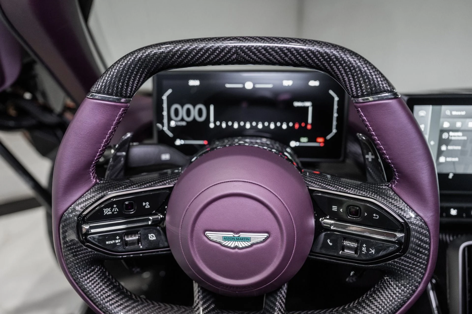 mph010_43895067_New_2026_ASTON_MARTIN_VALHALLA_1775946933_c802dd5866