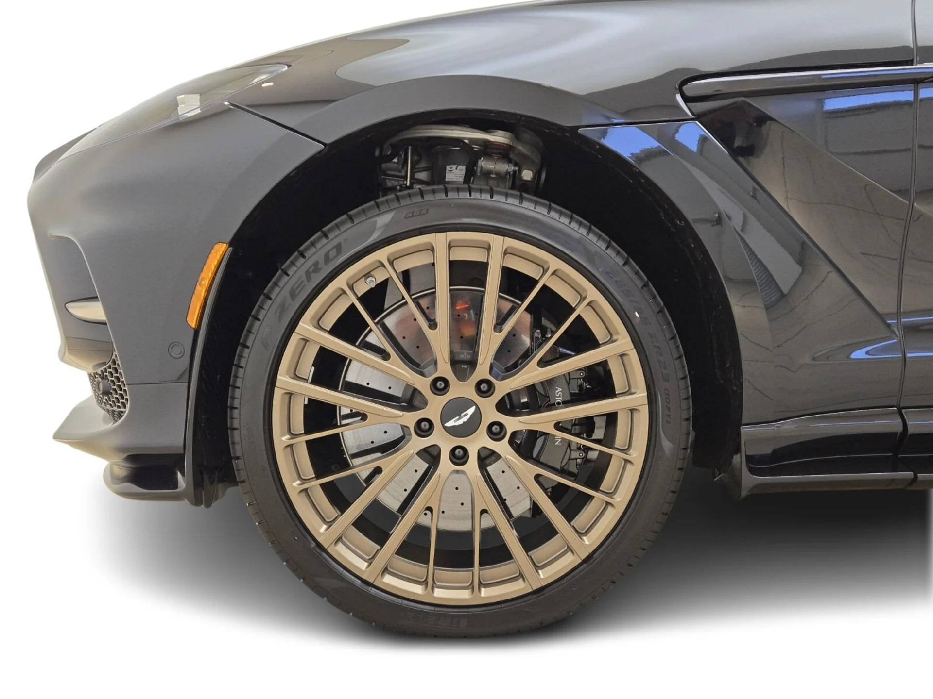 mph010_439294669_New_2026_Aston_Martin_DBX_707_1761716885_69fcd2c5f0