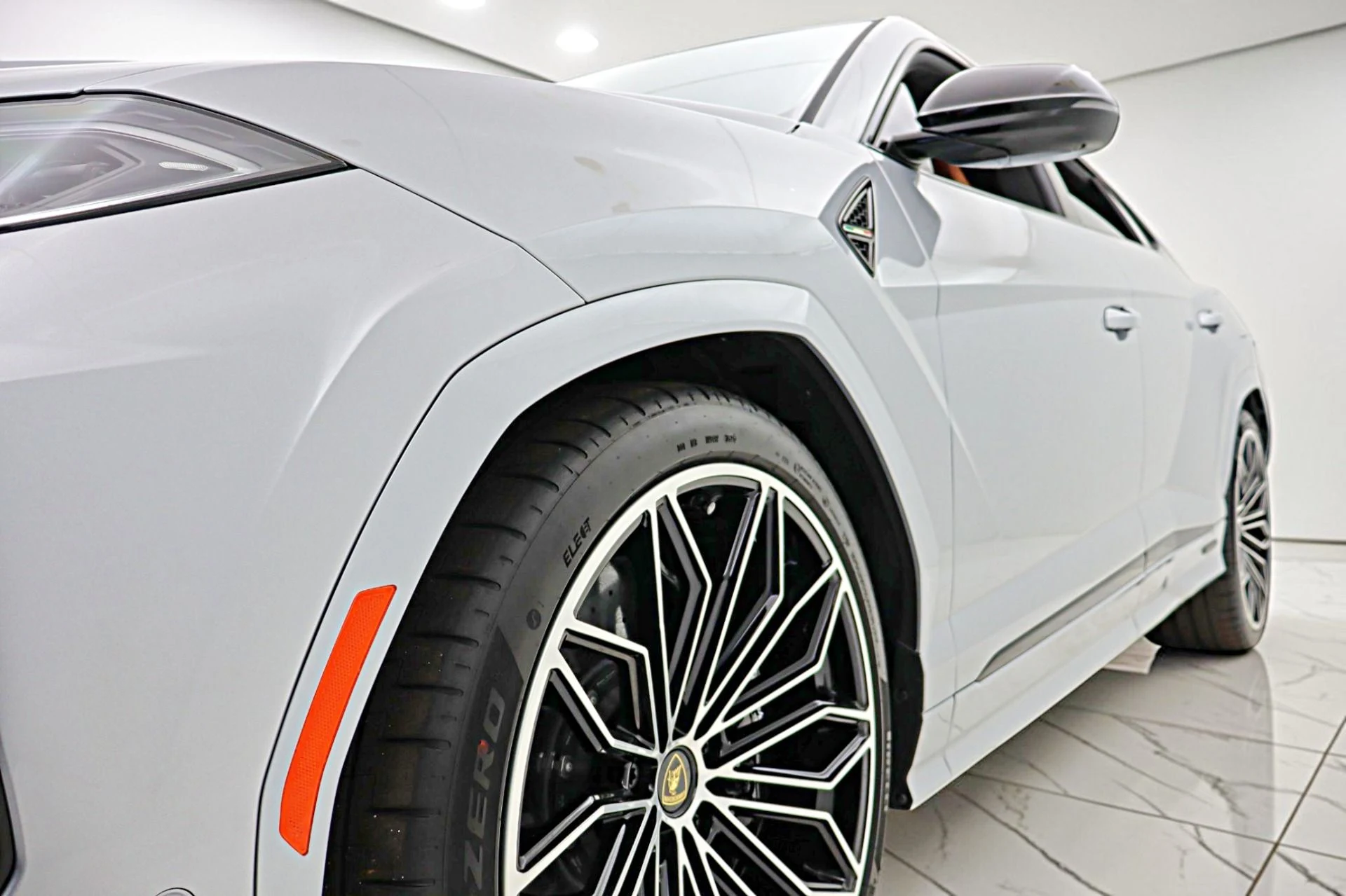 mph010_445819691_Used_2026_Lamborghini_Urus_SELEASE_OPTIONS_AVAILABLE_b239cf13fb