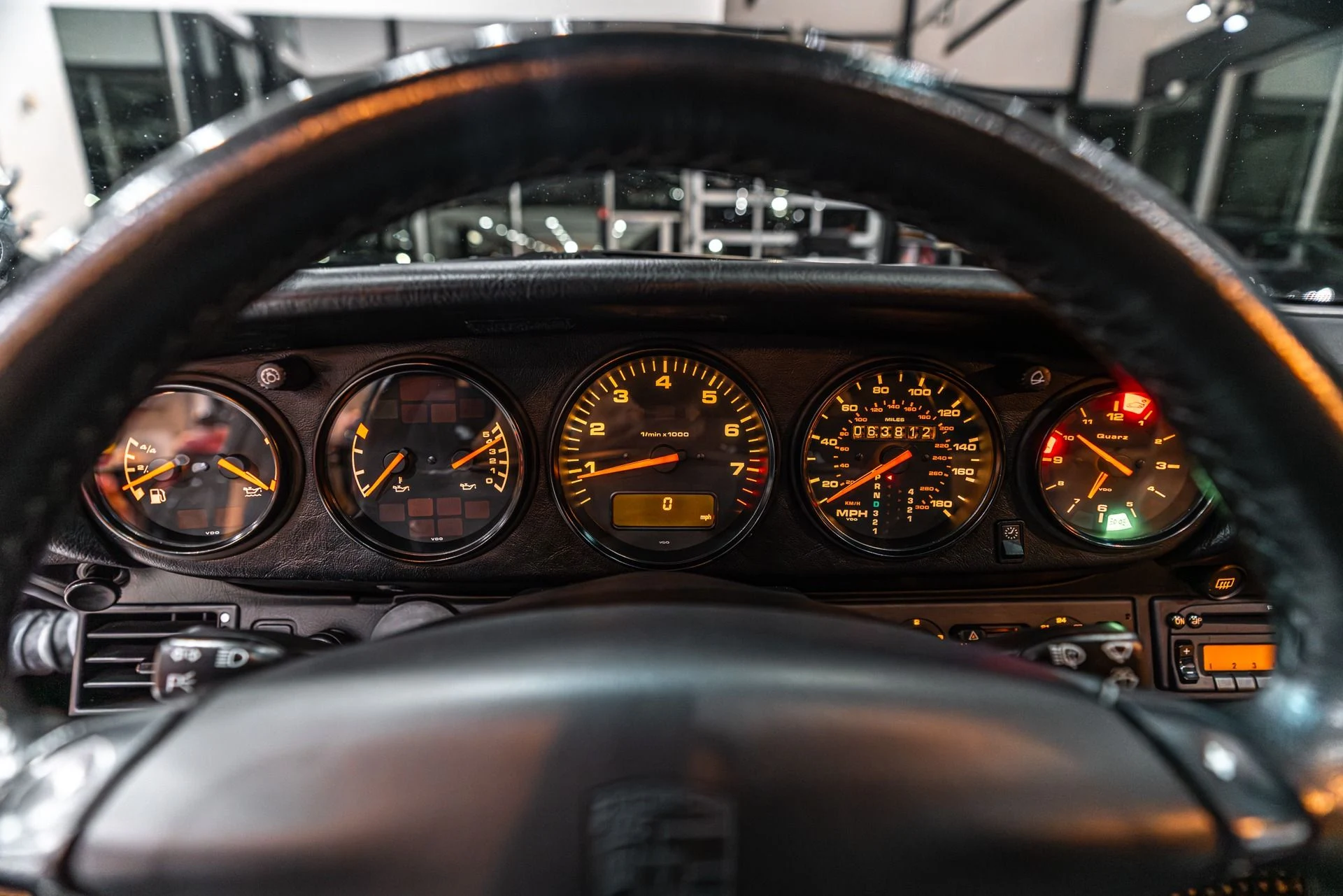 mph010_446439383_13040_p11_l_d276834842