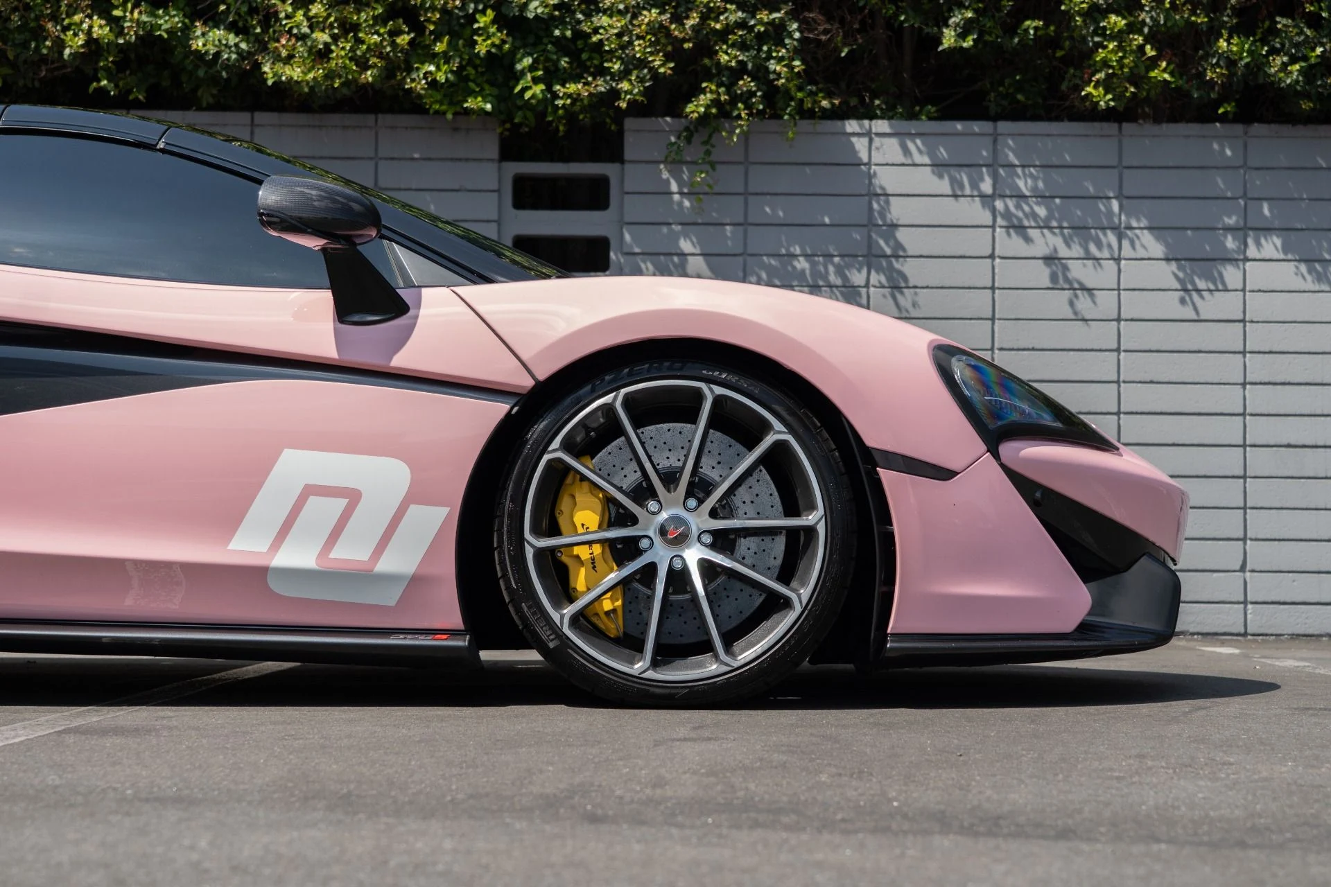 mph010_450741554_Used_2018_Mc_Laren_570_S_Spider_1757711863_ce3d3ab3fb