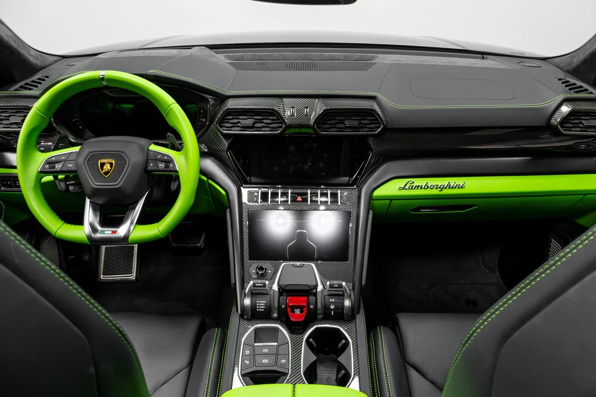 mph010_454119884_Used_2022_Lamborghini_Urus_1771543126_7ea0760992