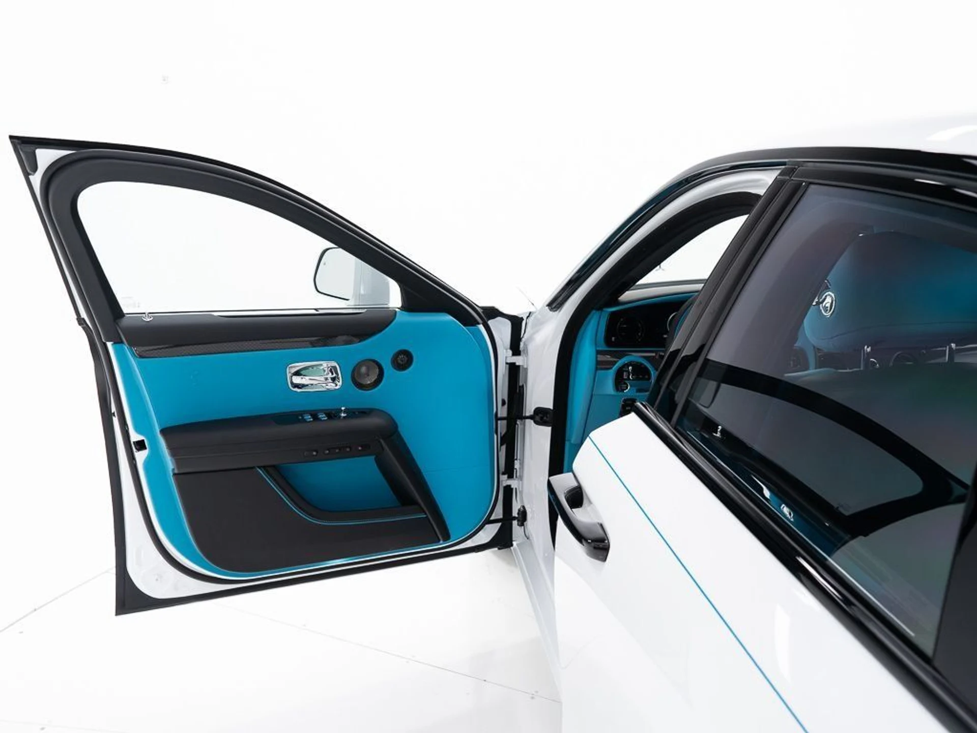 mph010_457185838_e9f0c251530c525b3ee256b564f060c9_9ecaedbd79